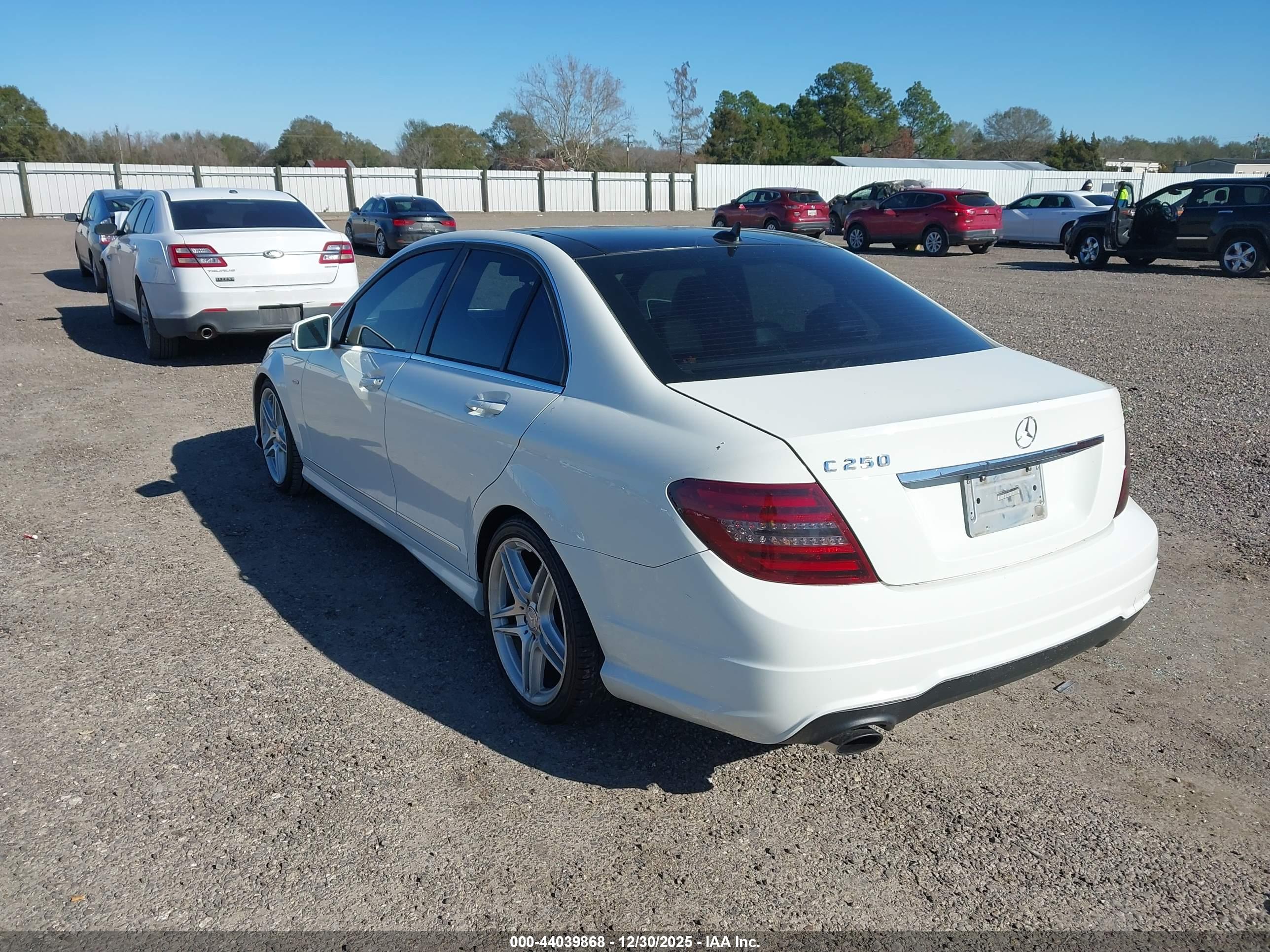 MERCEDES-BENZ C image 3