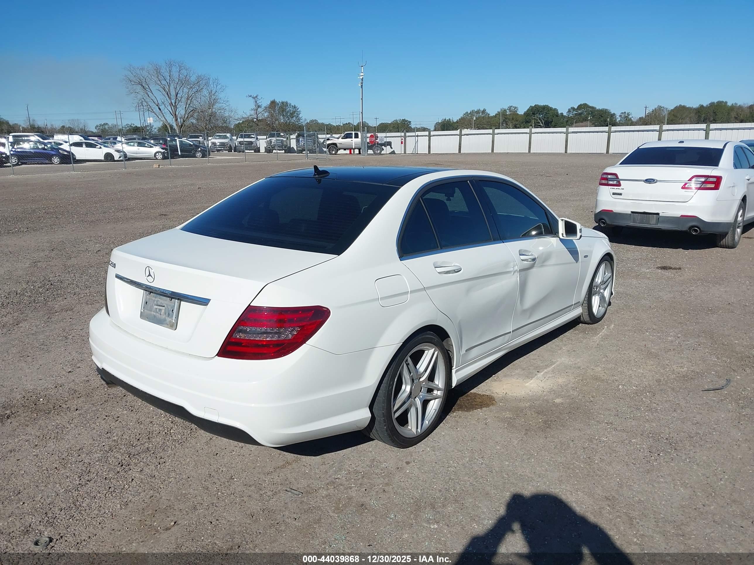 MERCEDES-BENZ C image 4