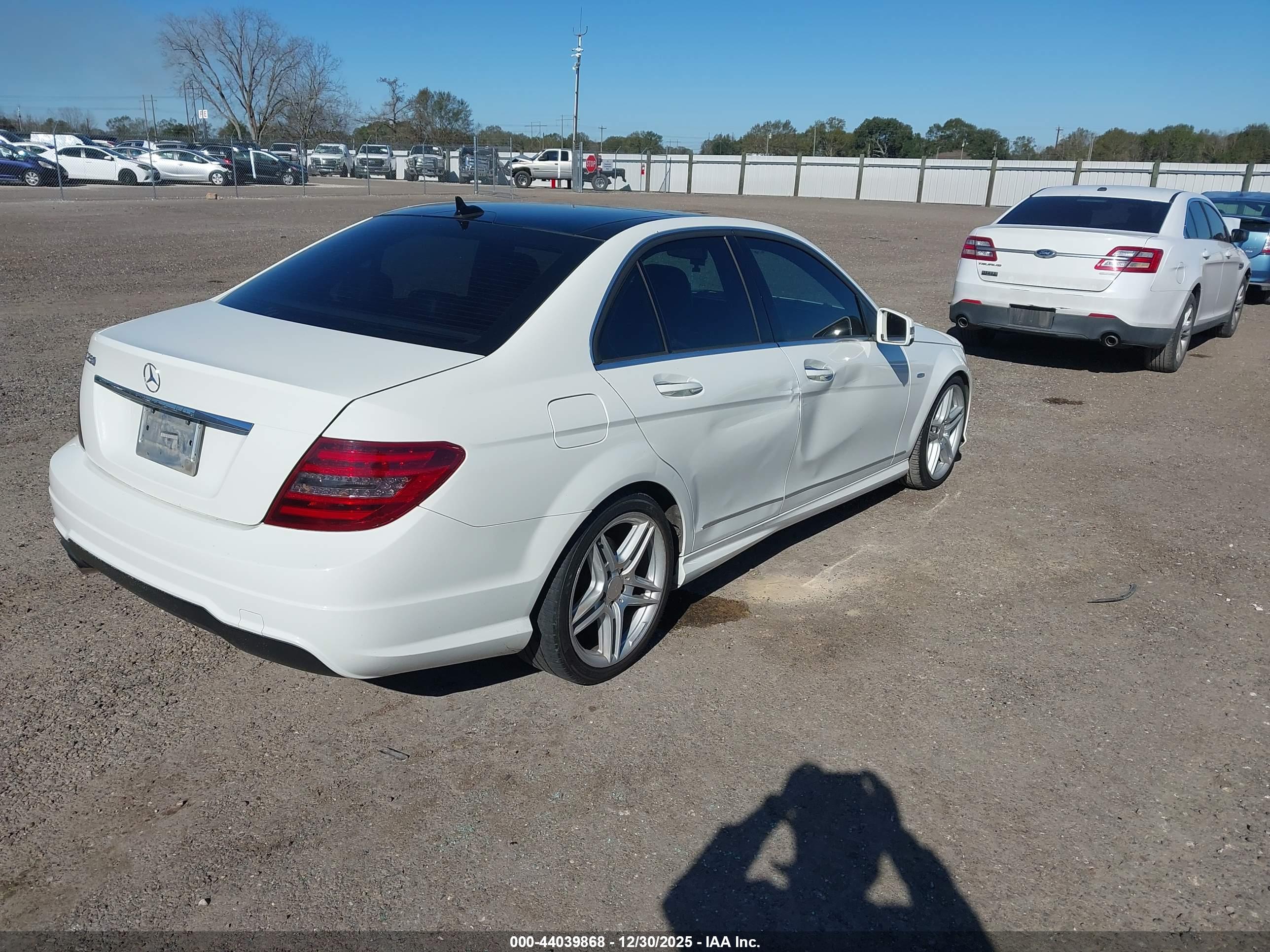 MERCEDES-BENZ C image 6
