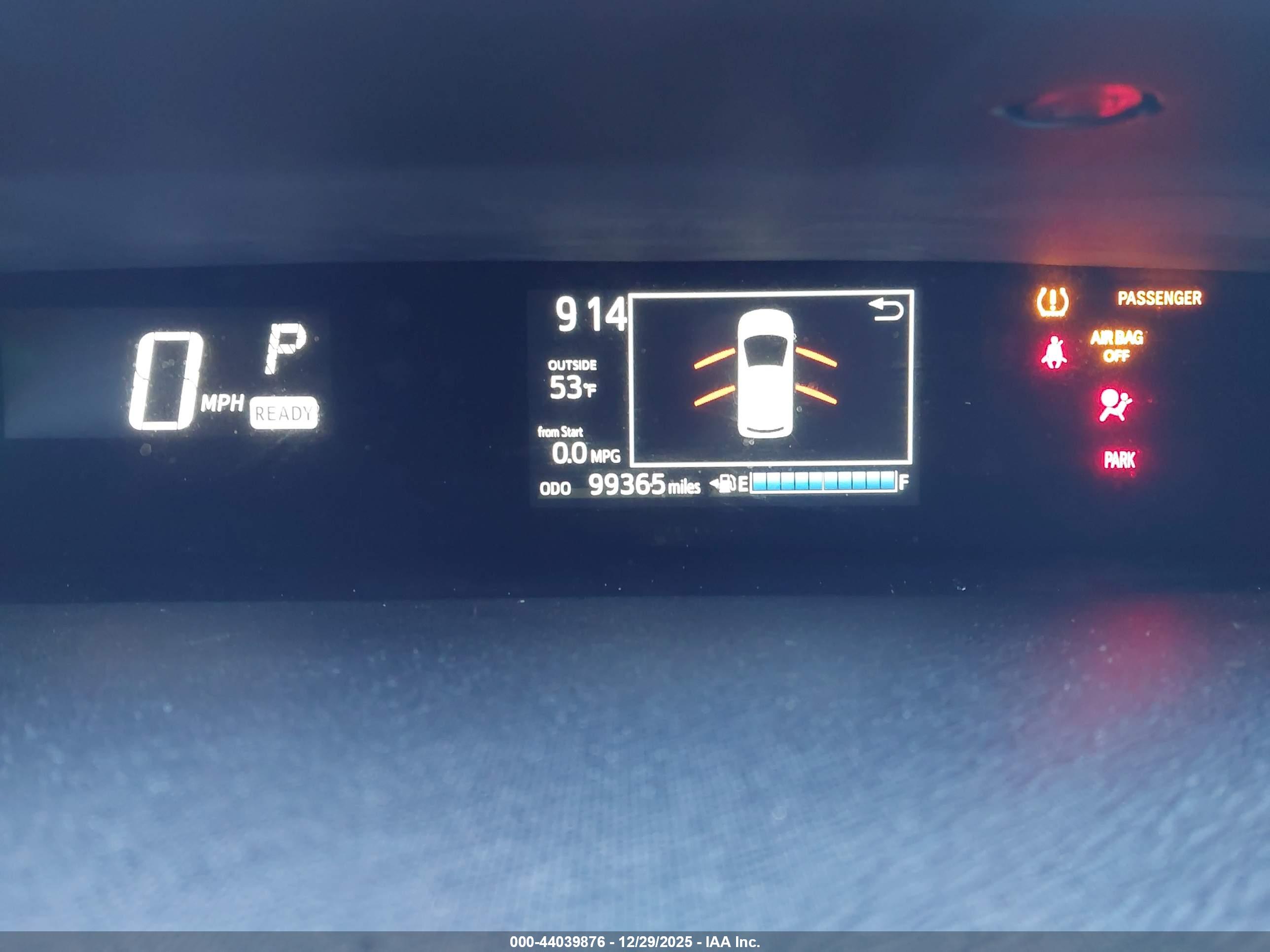 TOYOTA PRIUS image 7