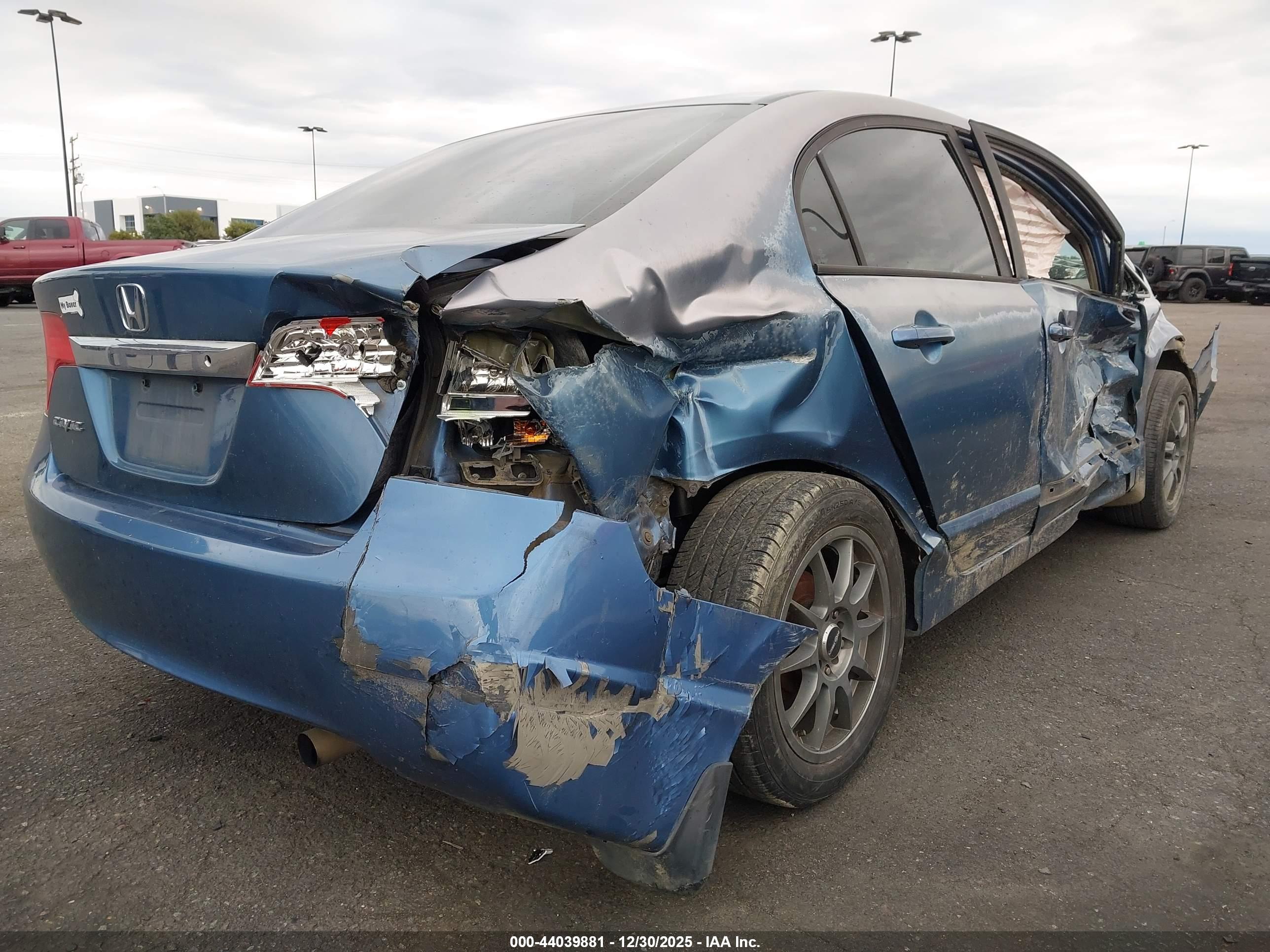 HONDA CIVIC image 4