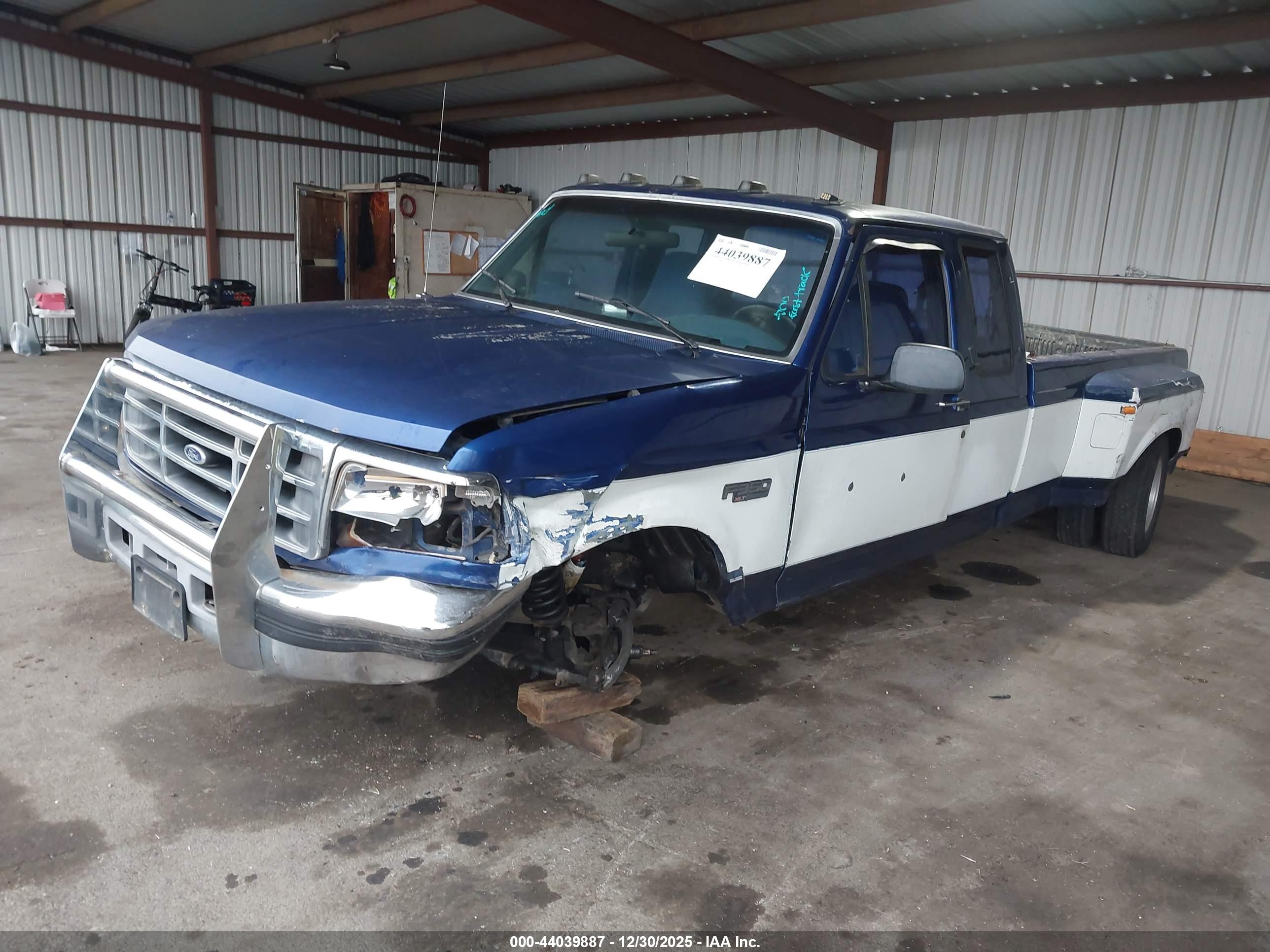 FORD F350 image 2