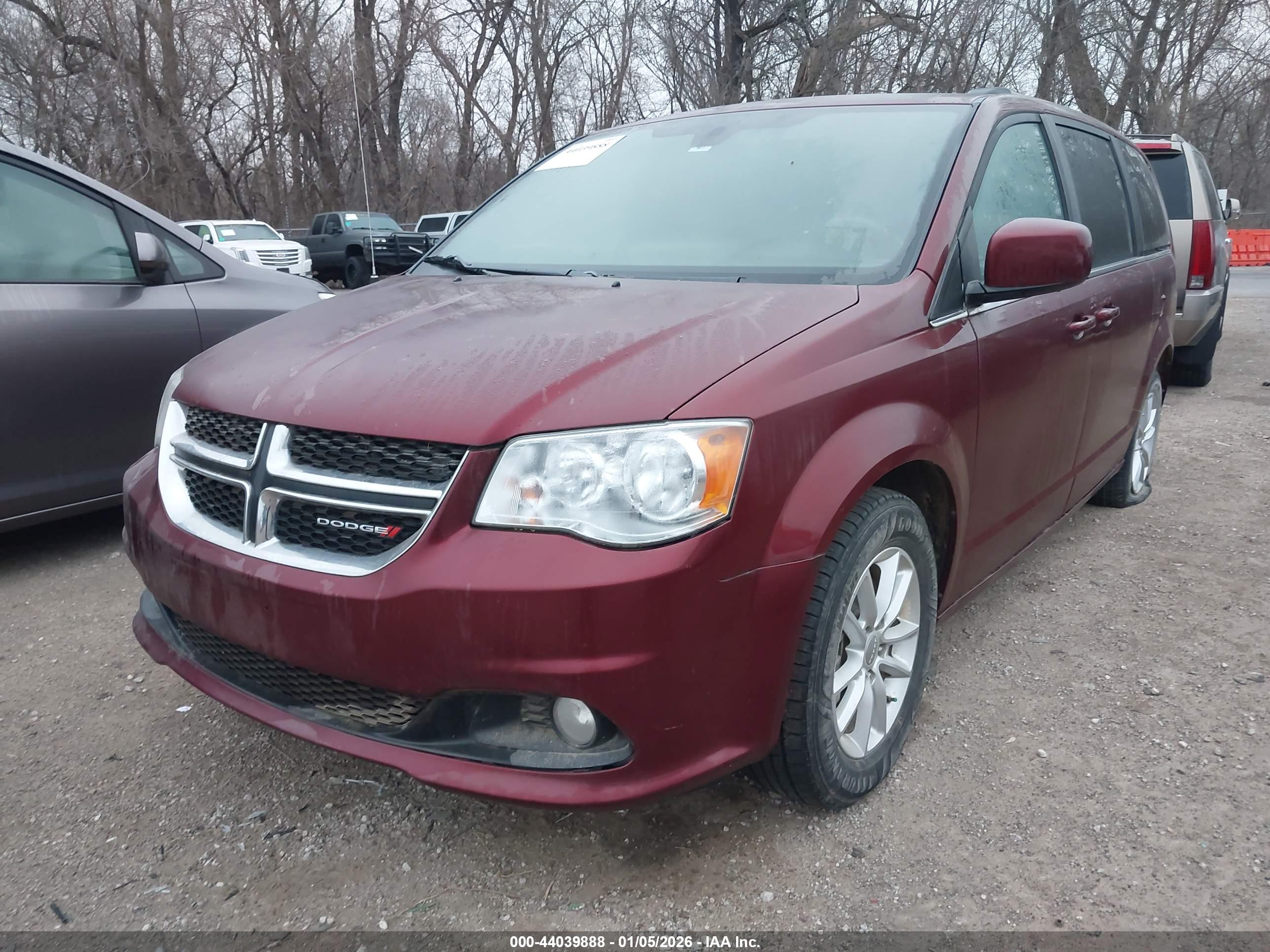 DODGE GRAND image 2