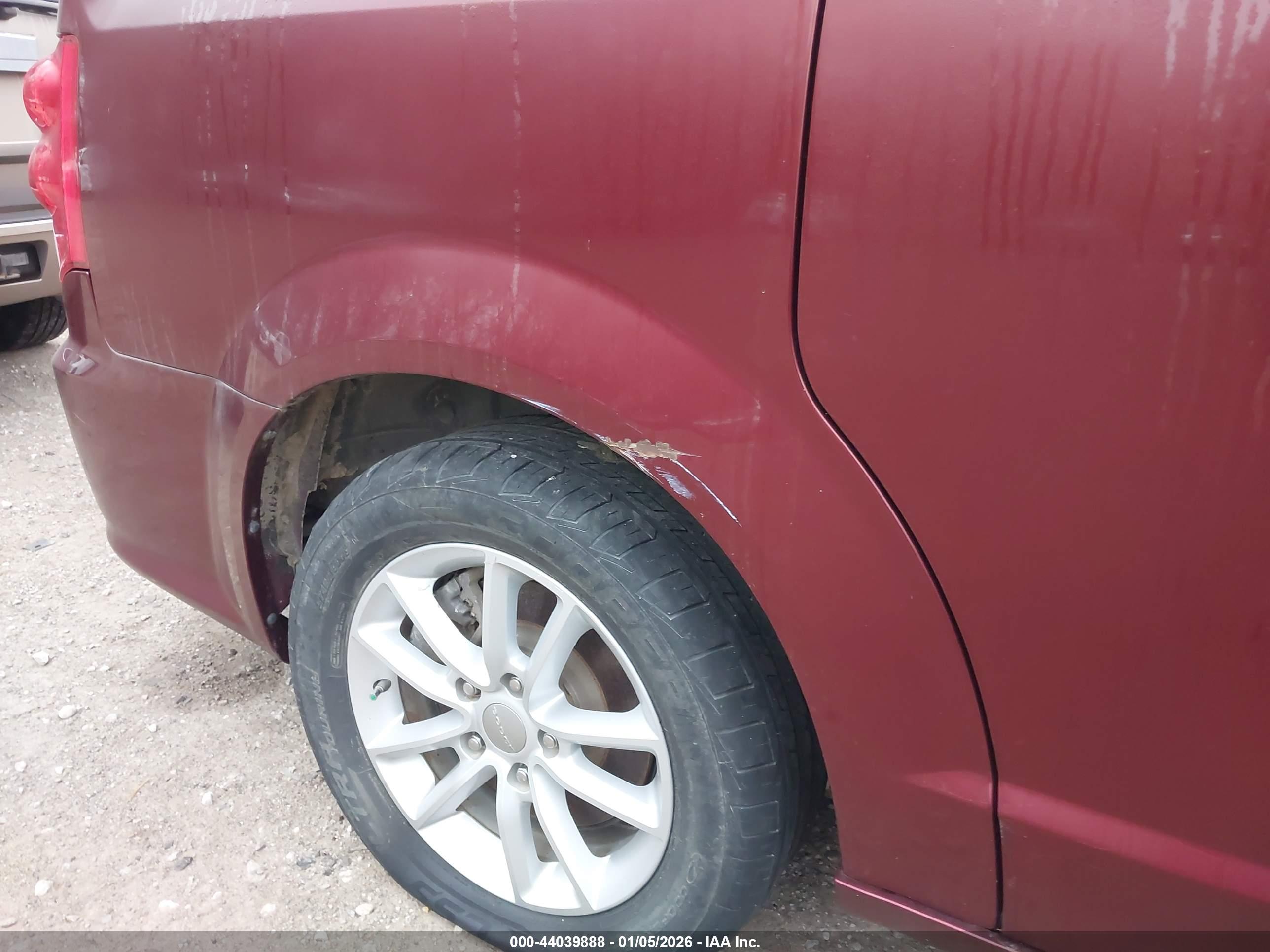 DODGE GRAND image 6