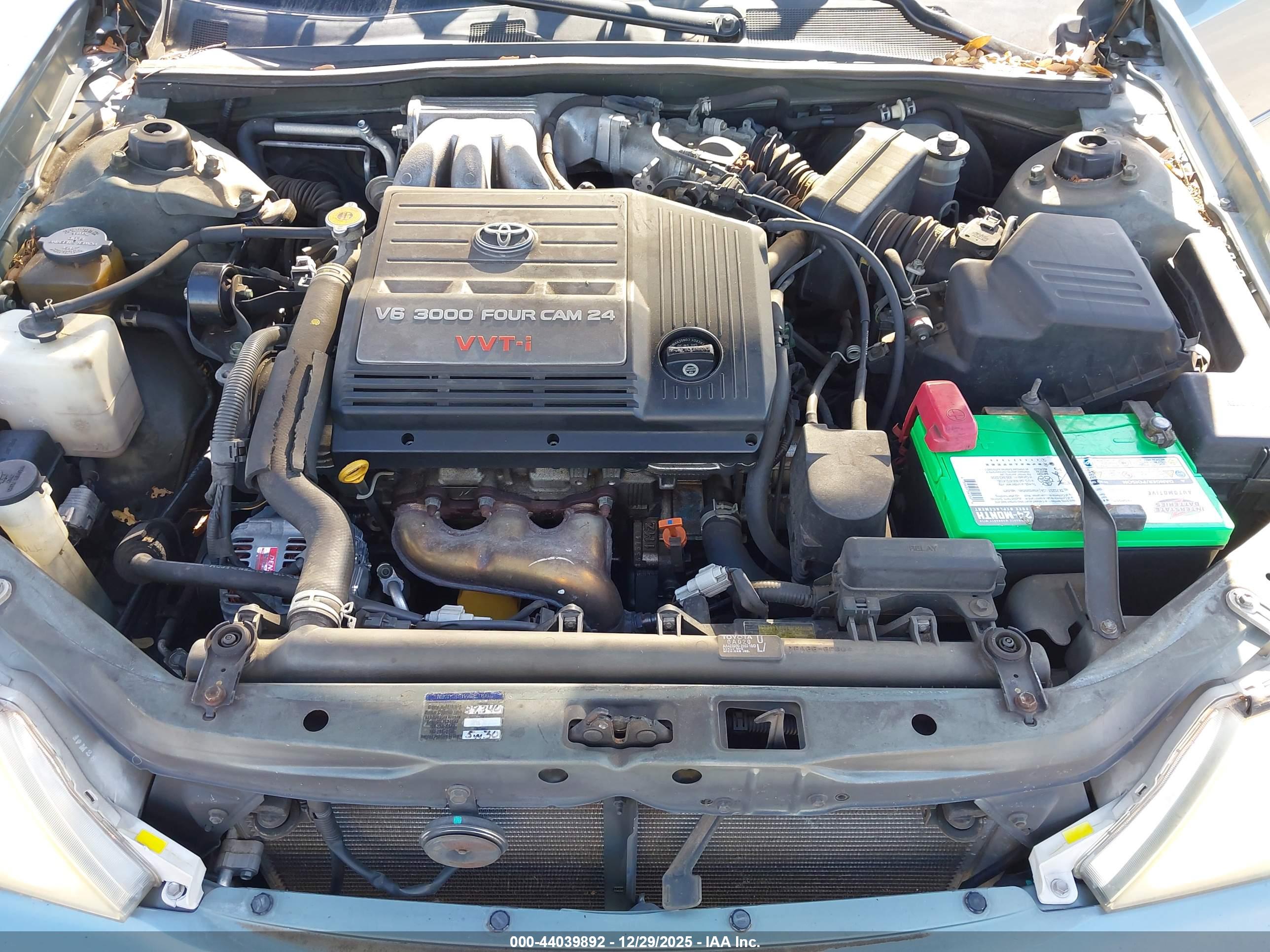 TOYOTA AVALON image 10