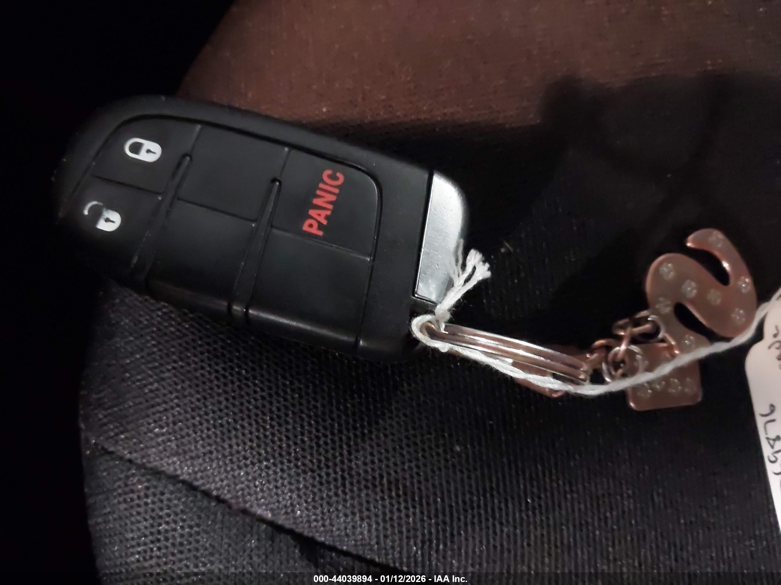 JEEP RENEGADE image 11