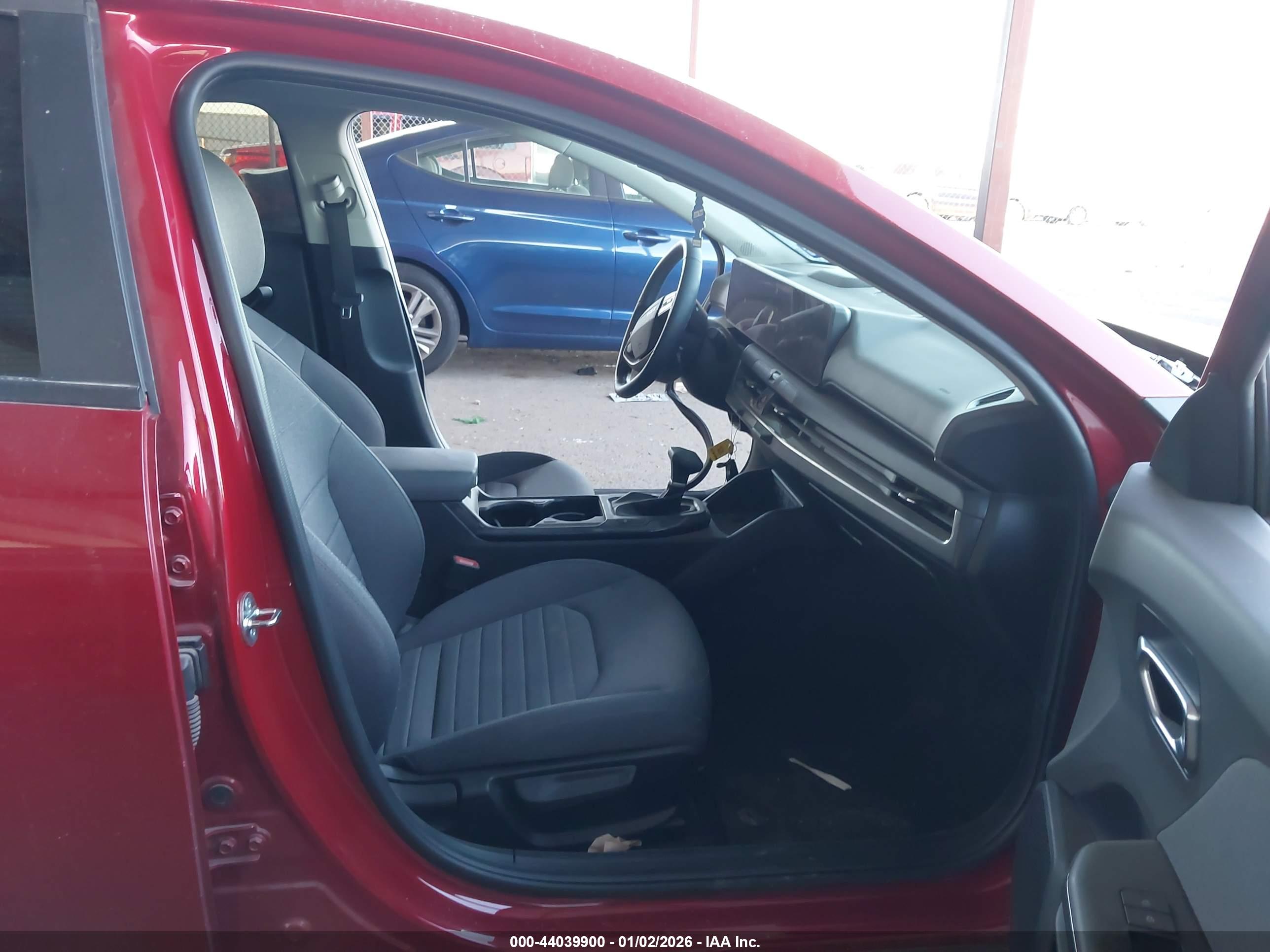 KIA K4 image 5