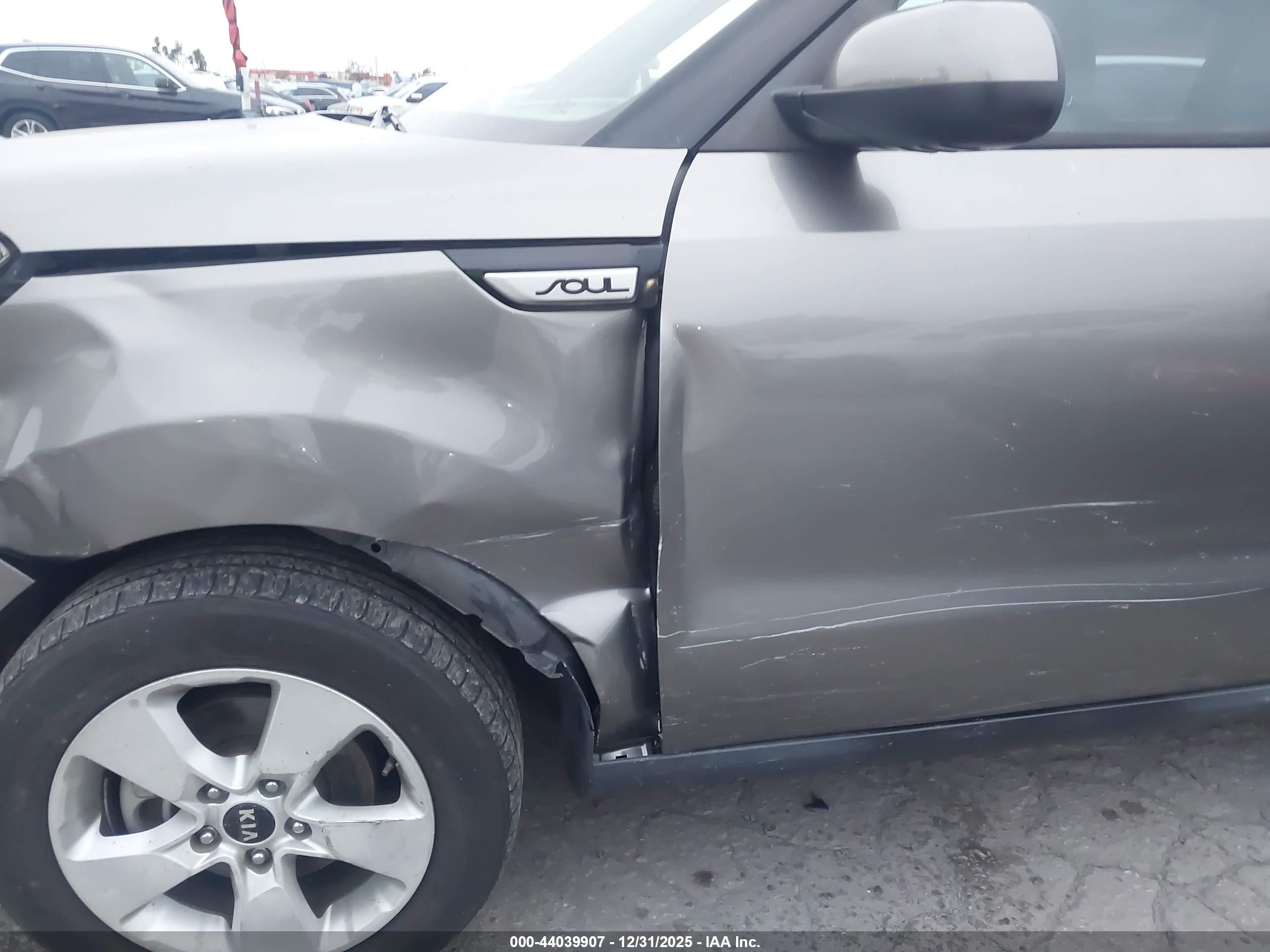 KIA SOUL image 6