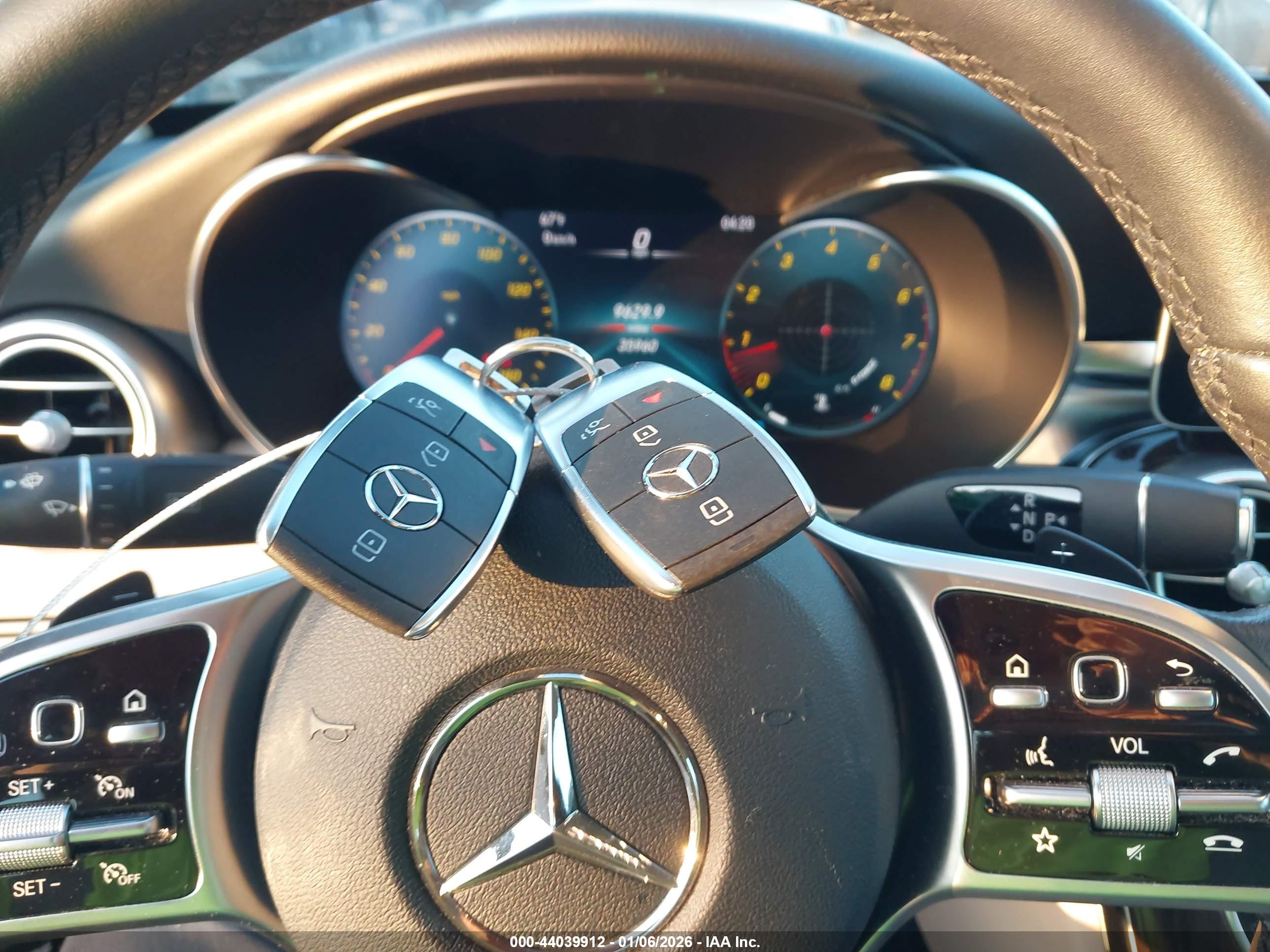 MERCEDES-BENZ C image 11
