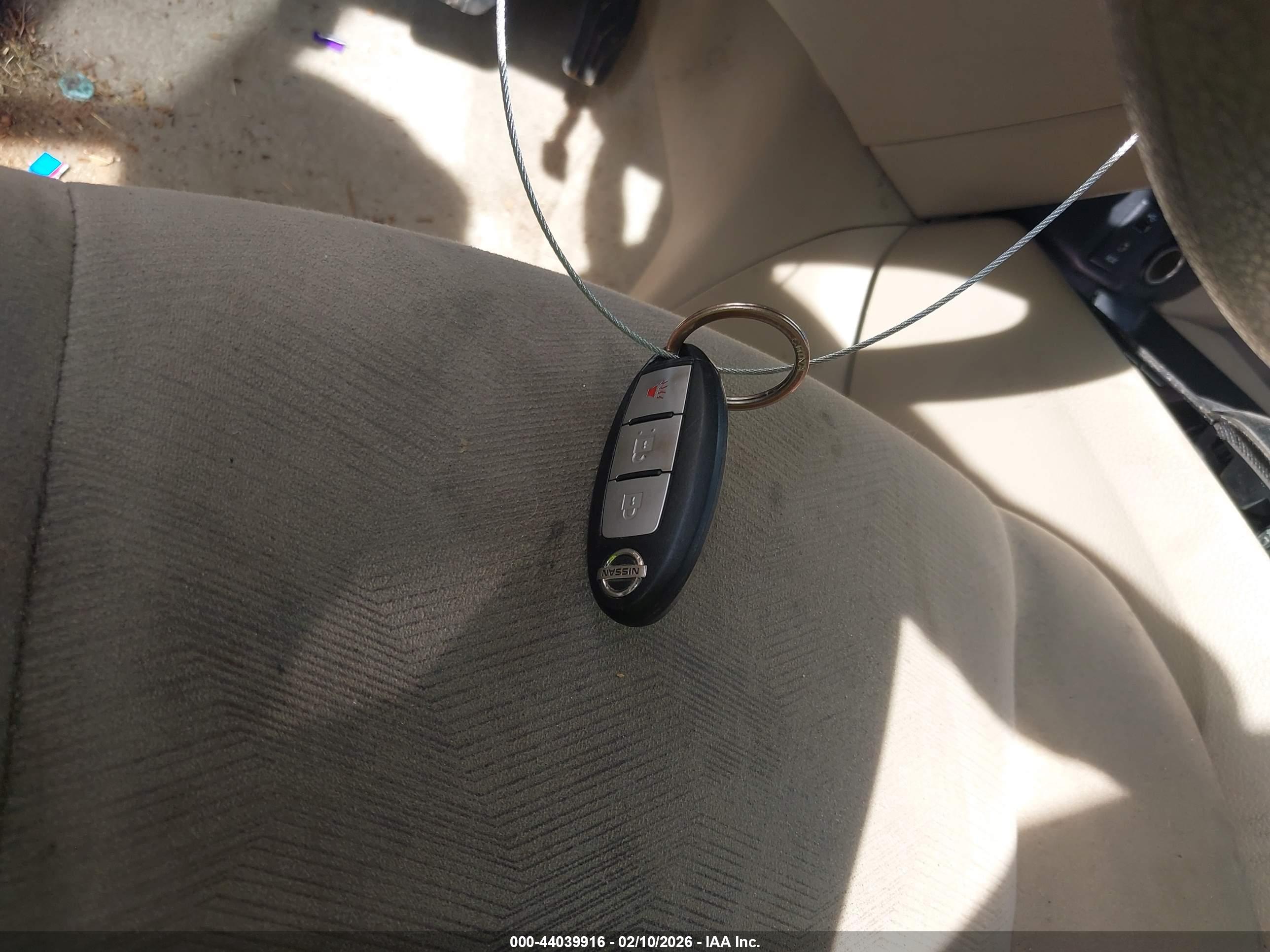 NISSAN ROGUE image 11