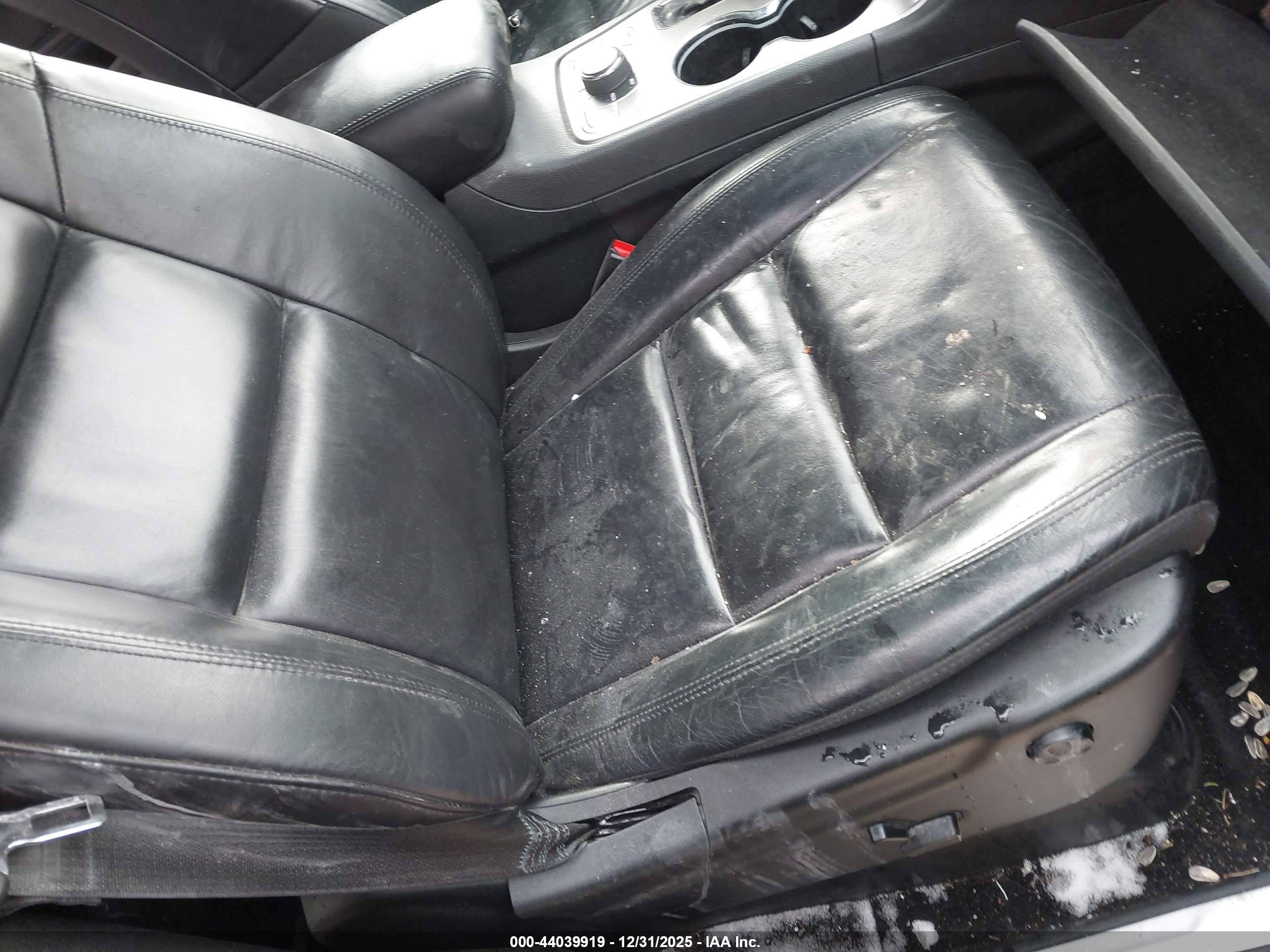 JEEP GRAND image 5