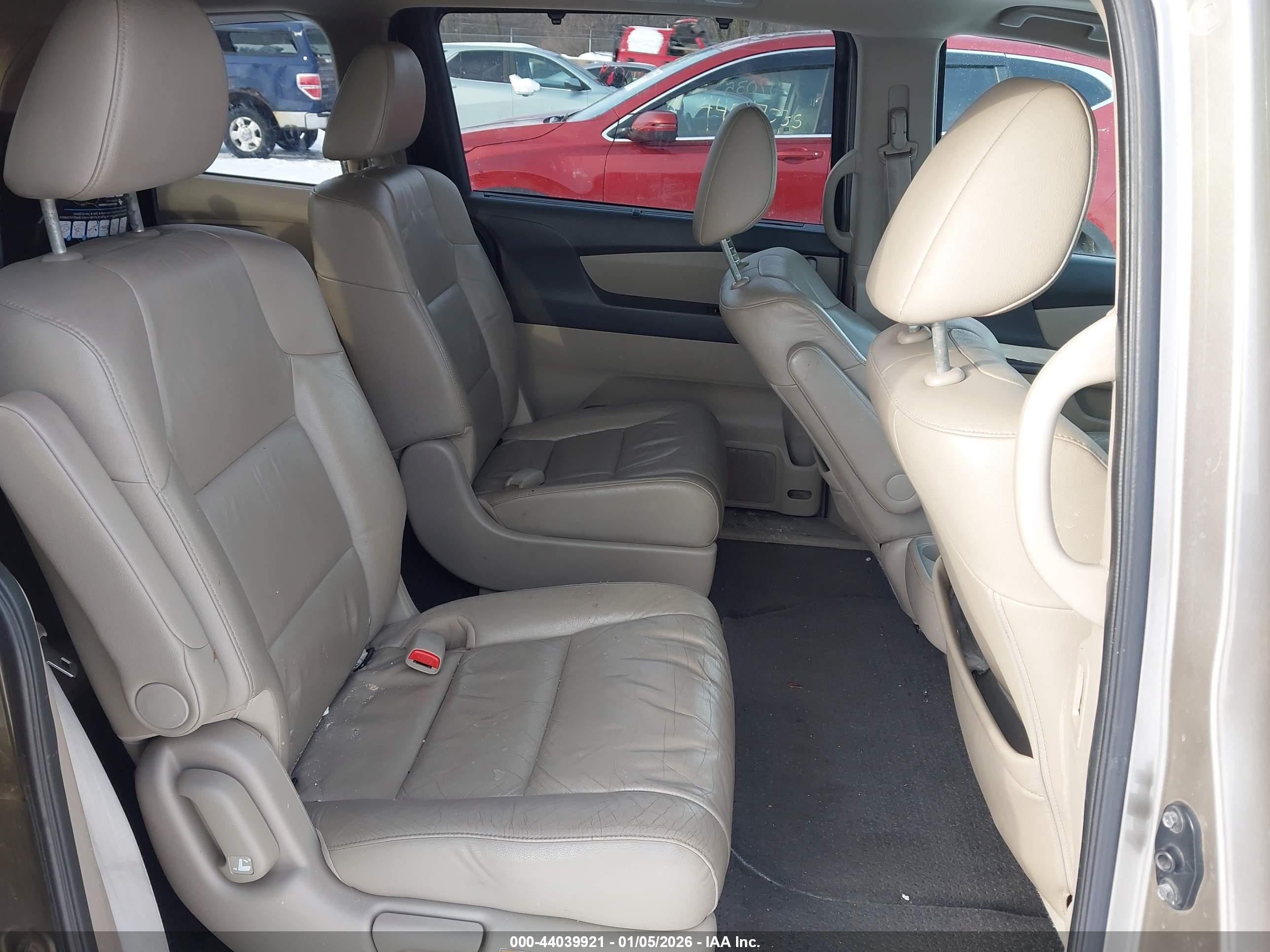 HONDA ODYSSEY image 8