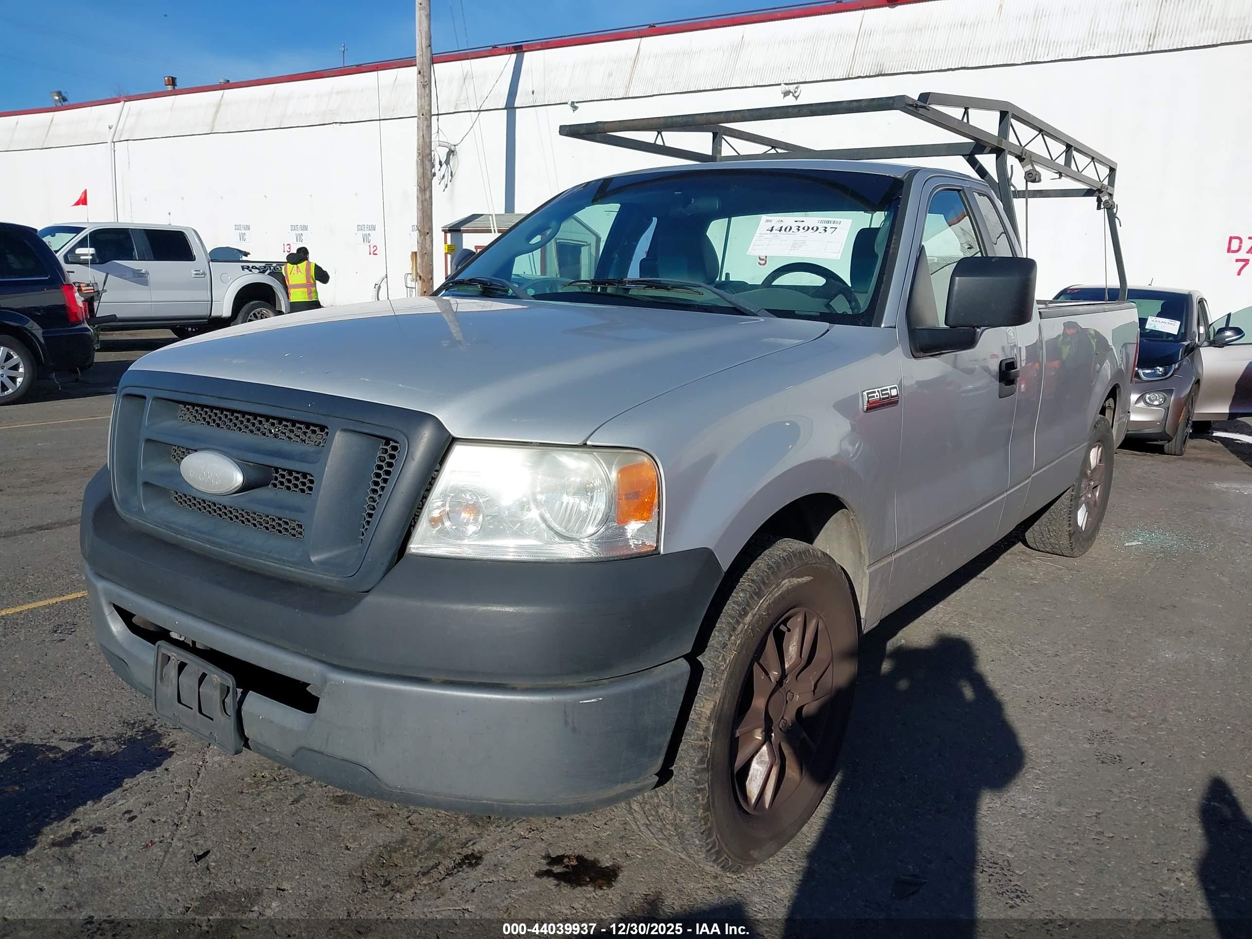 FORD F-150 image 2