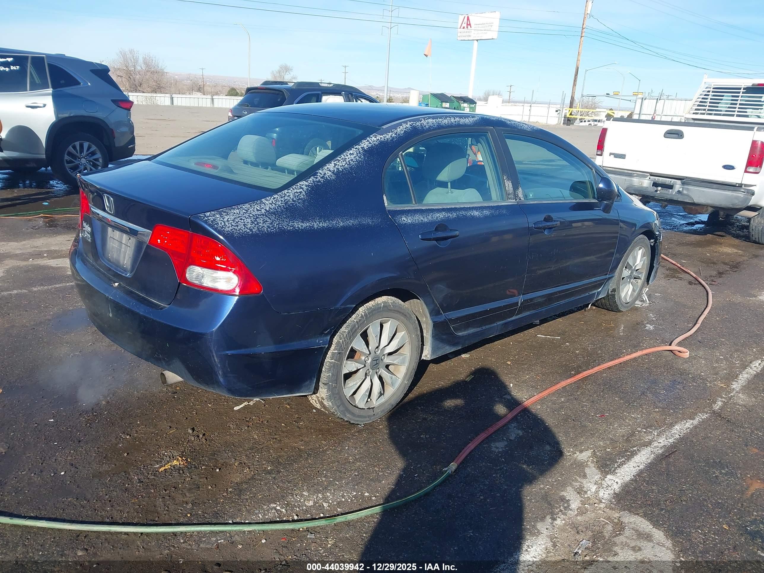 HONDA CIVIC image 4