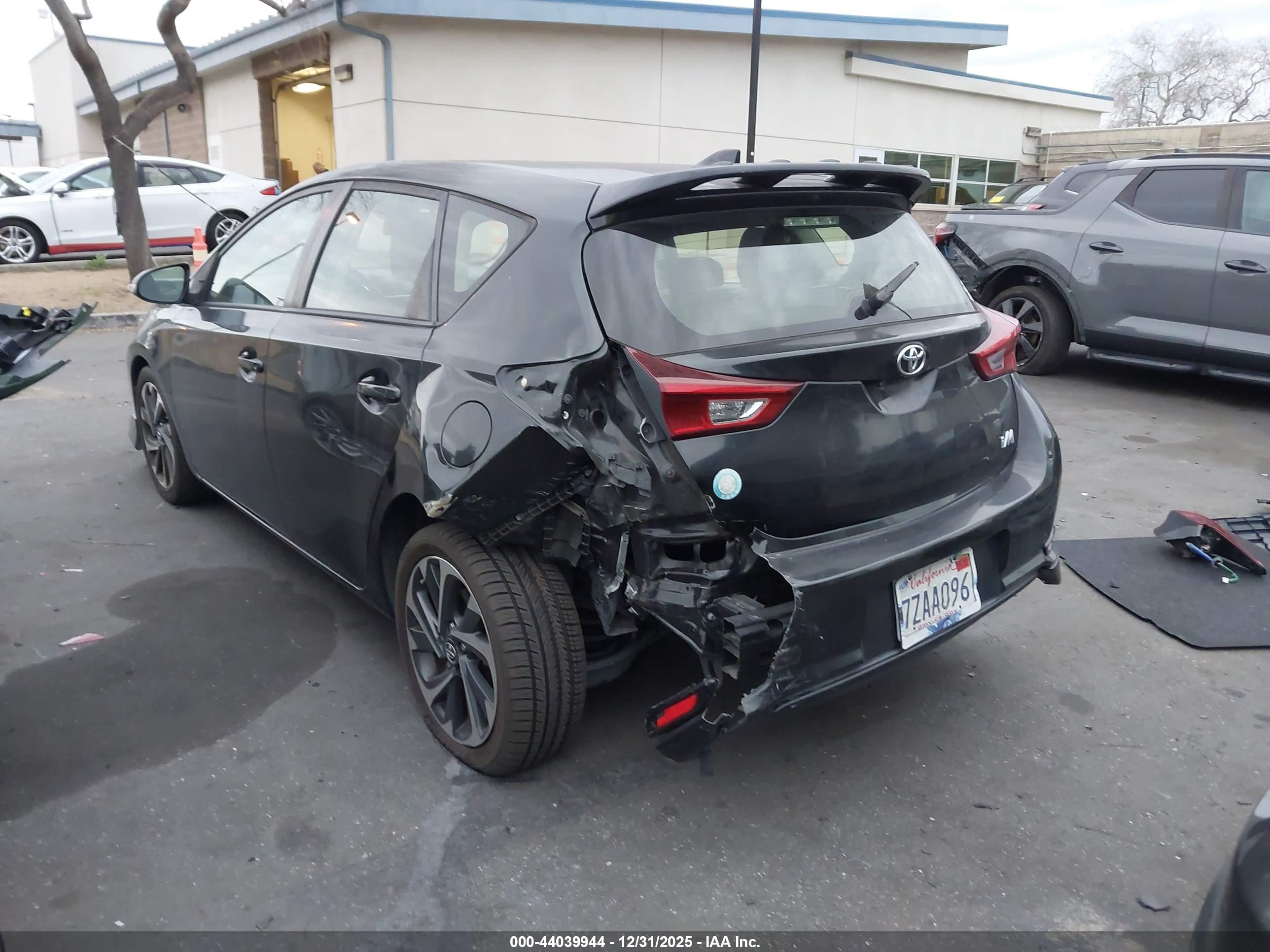 TOYOTA COROLLA image 3