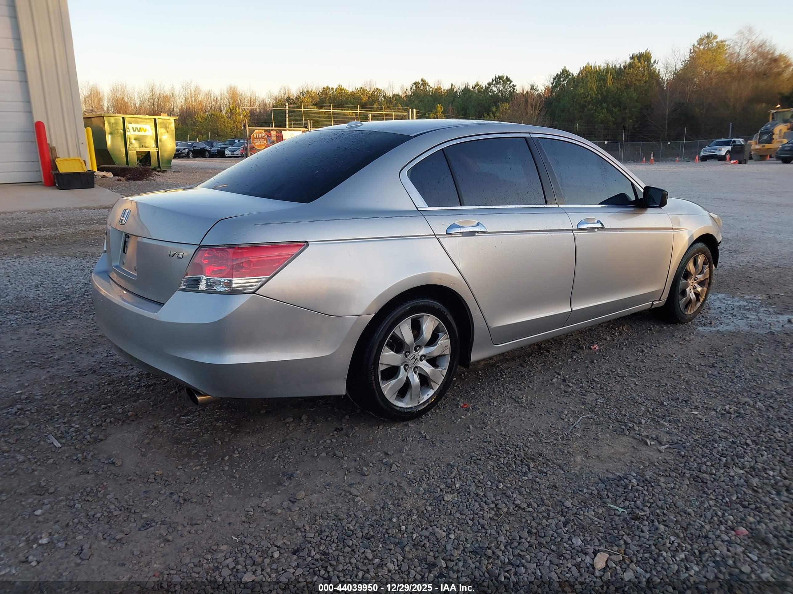 HONDA ACCORD image 4