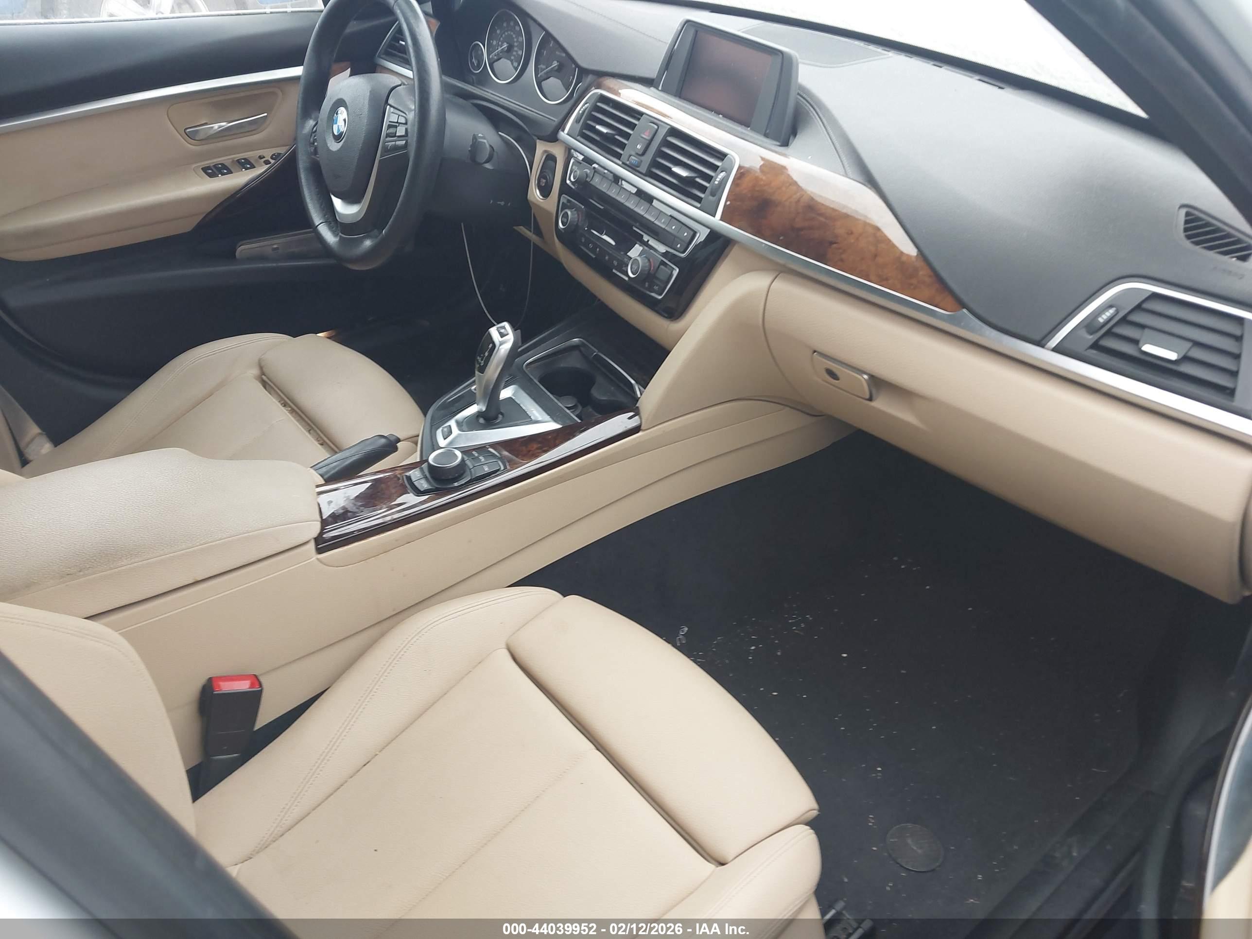 BMW 330E image 5
