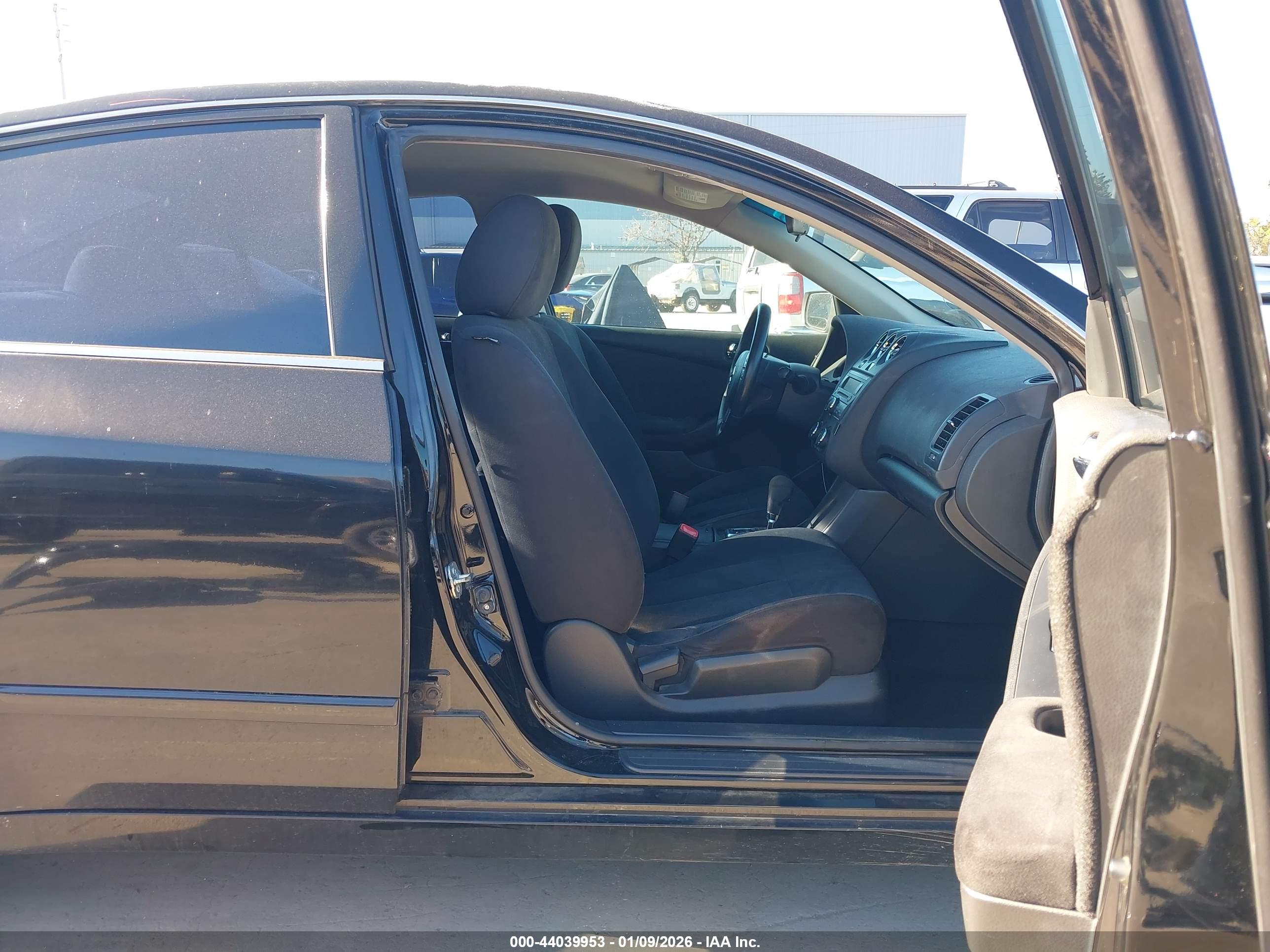 NISSAN ALTIMA image 5