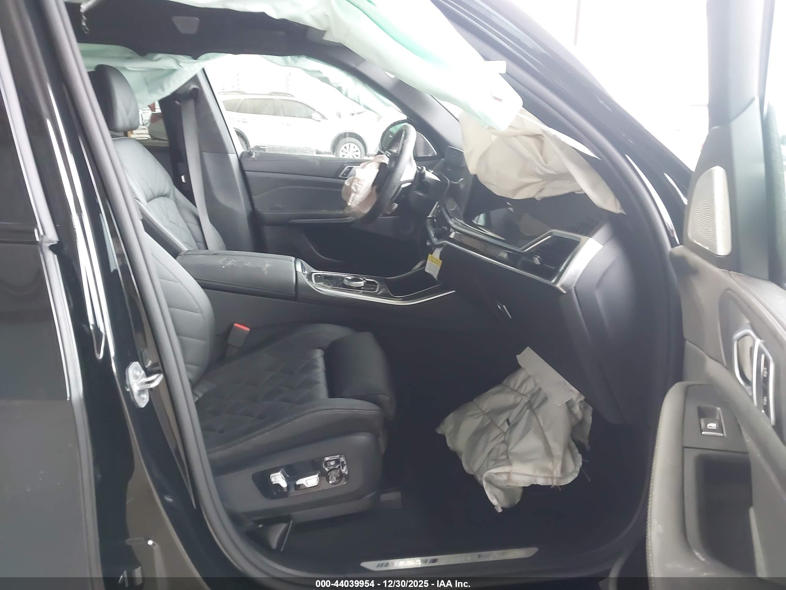 BMW X5 image 5