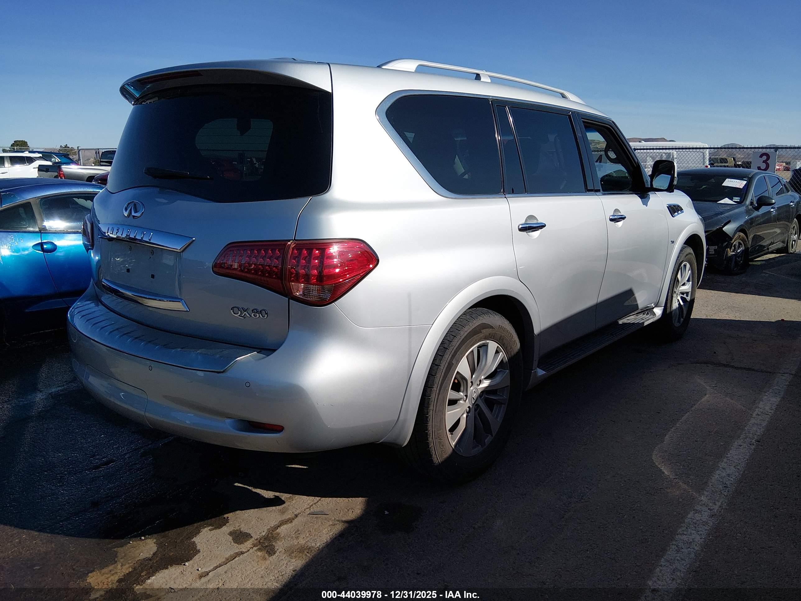 INFINITI QX80 image 4