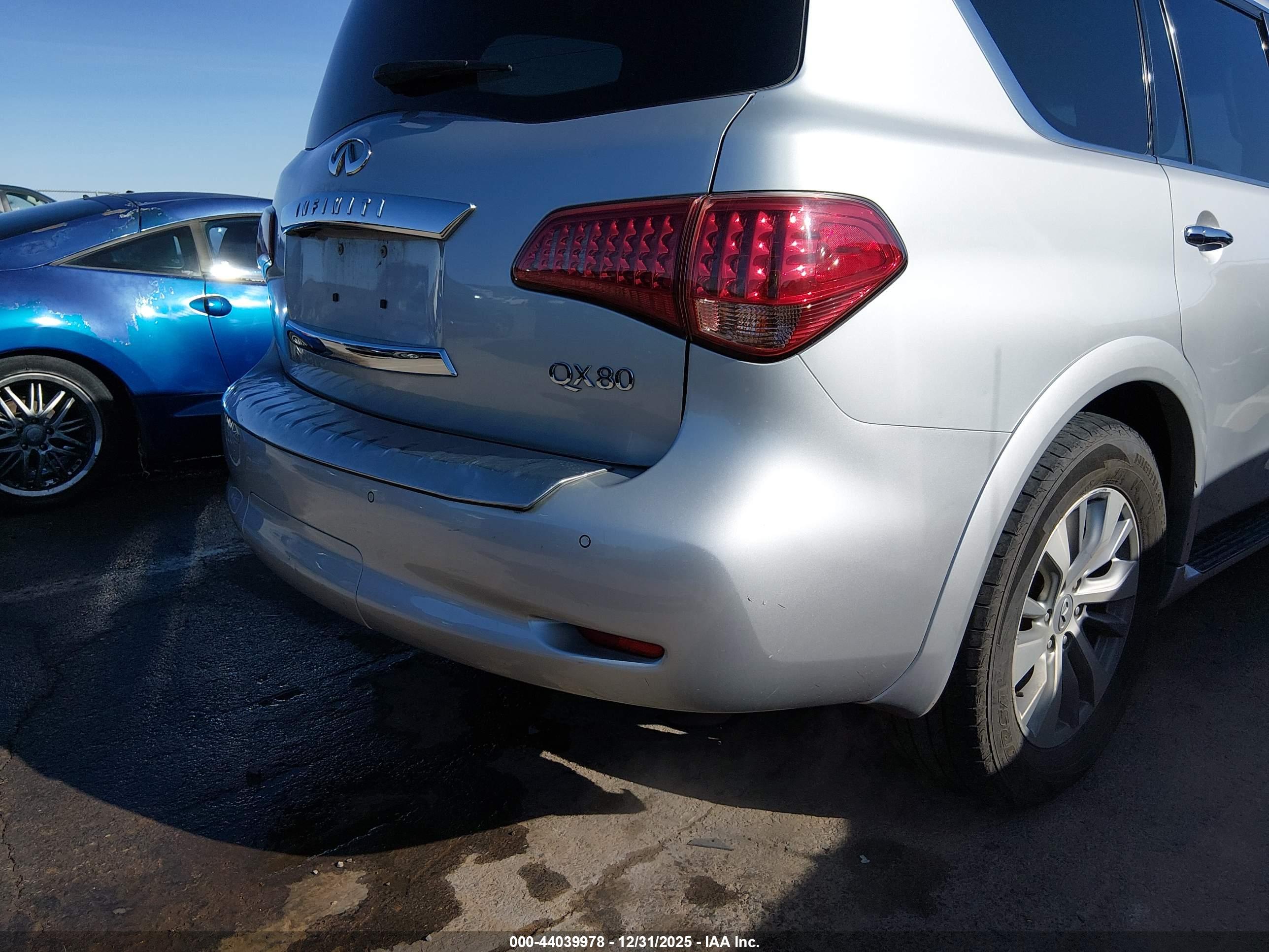INFINITI QX80 image 6