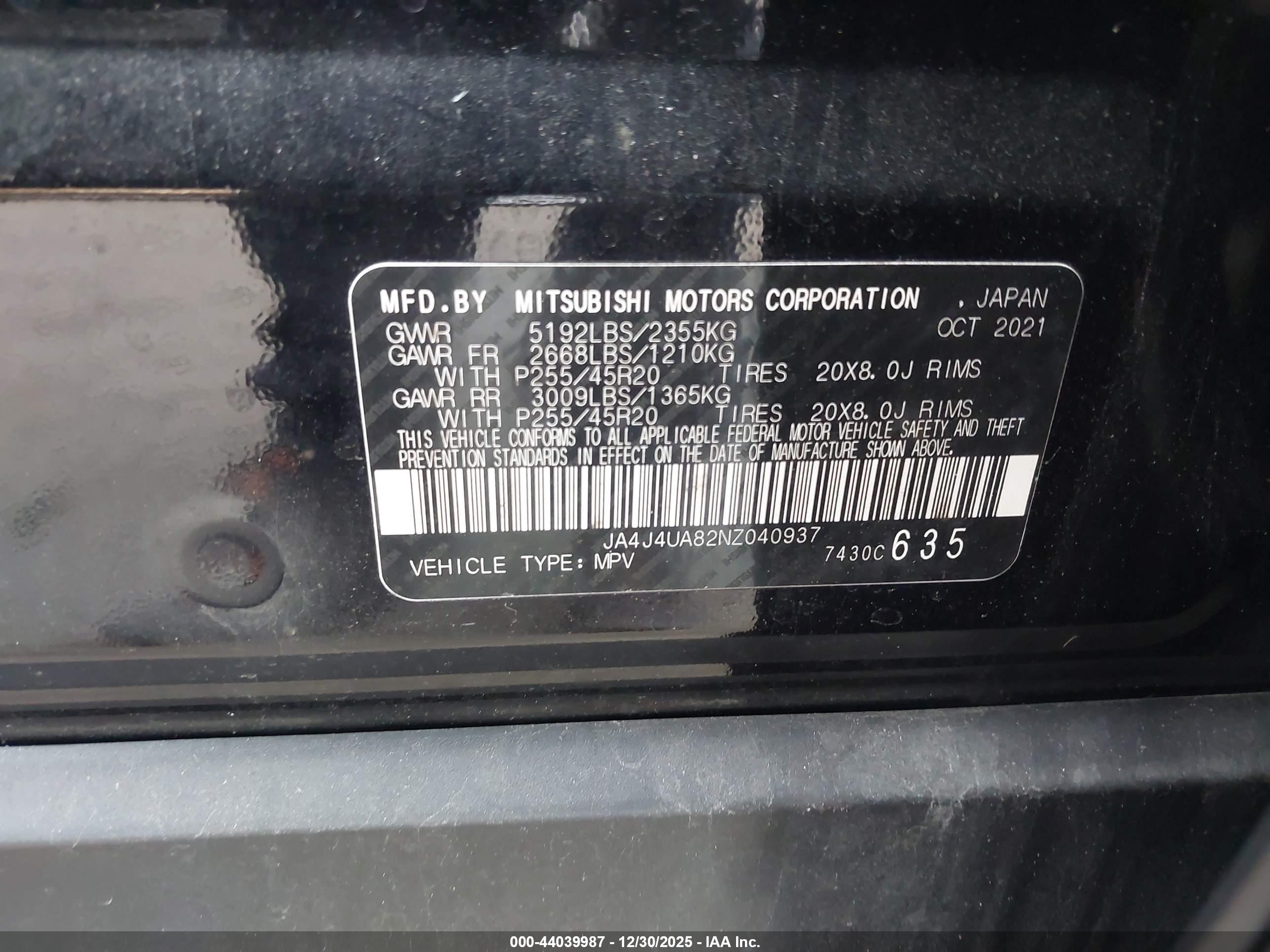 MITSUBISHI OUTLANDER image 9