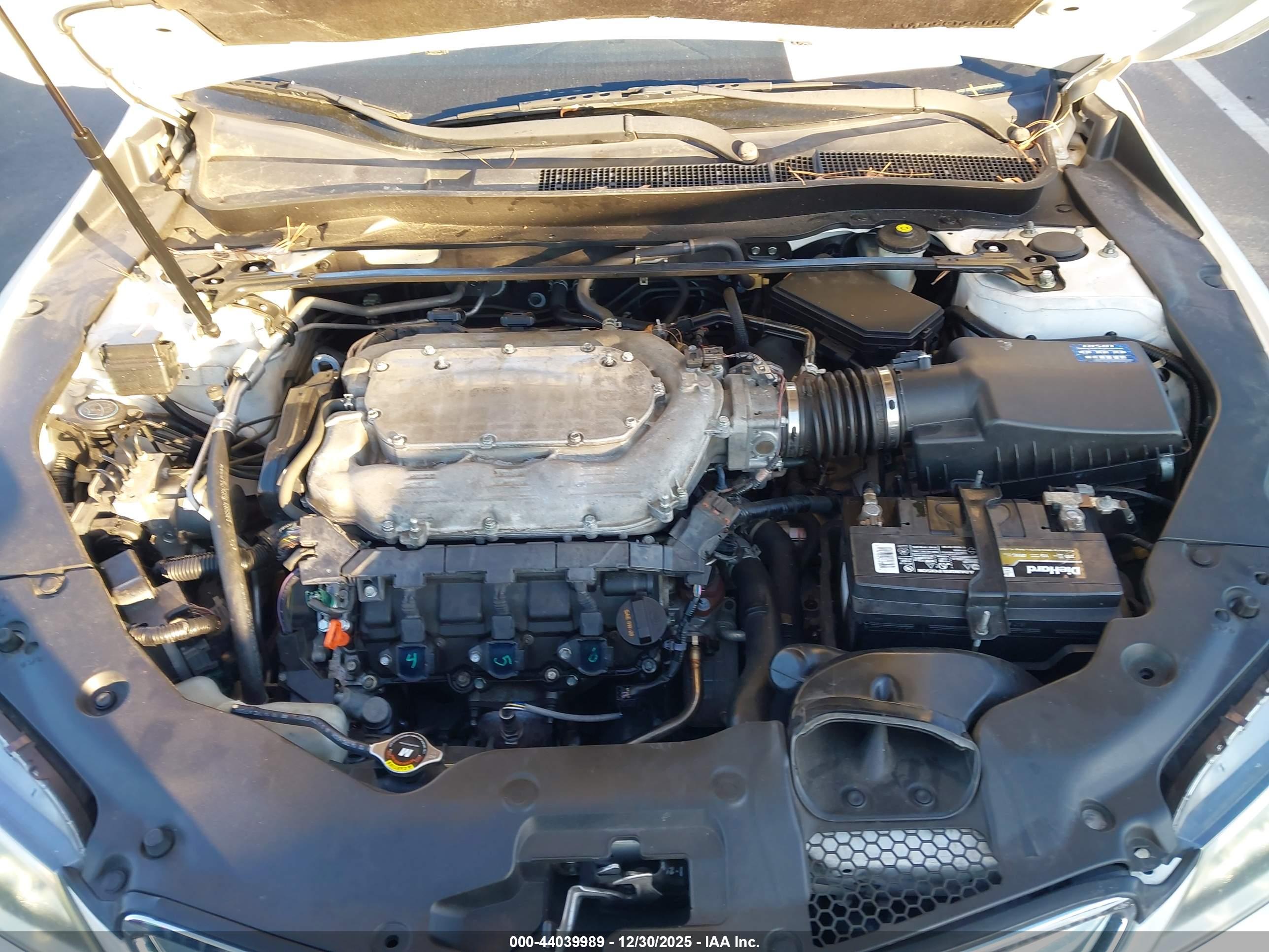 ACURA TLX image 10