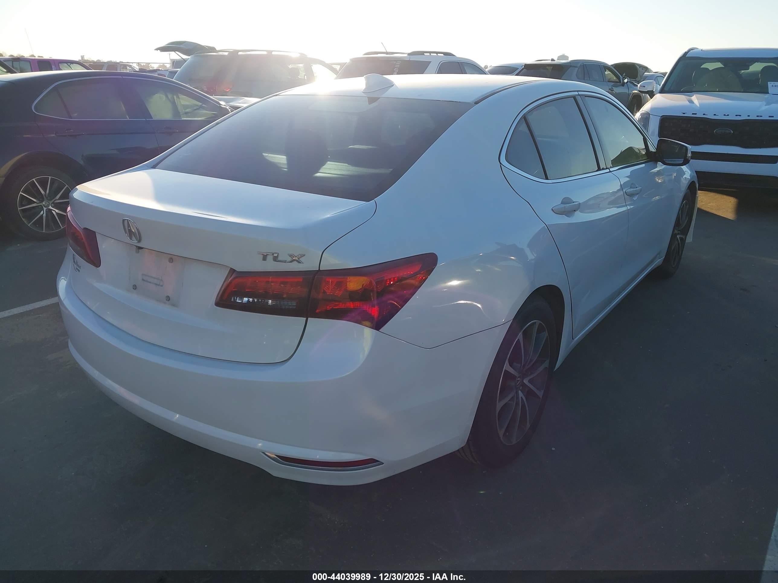 ACURA TLX image 4