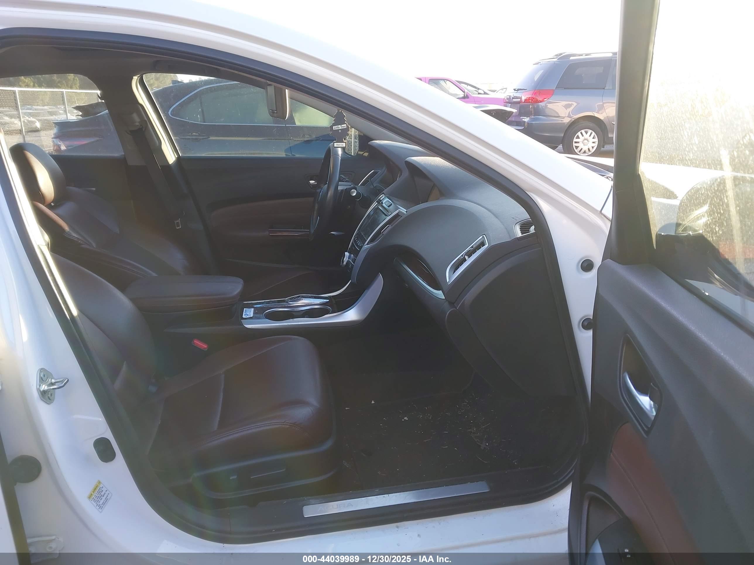 ACURA TLX image 5