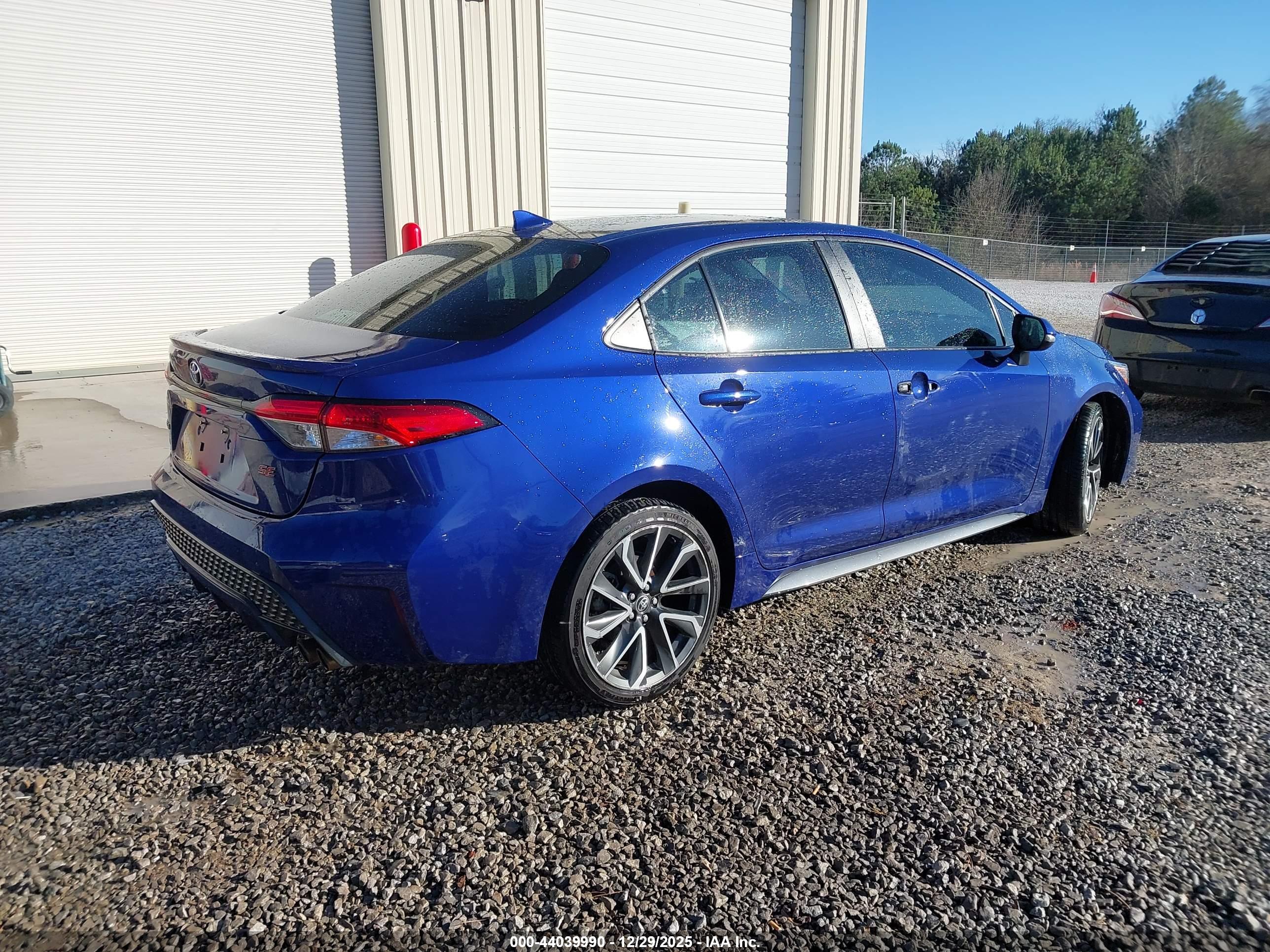 TOYOTA COROLLA image 4