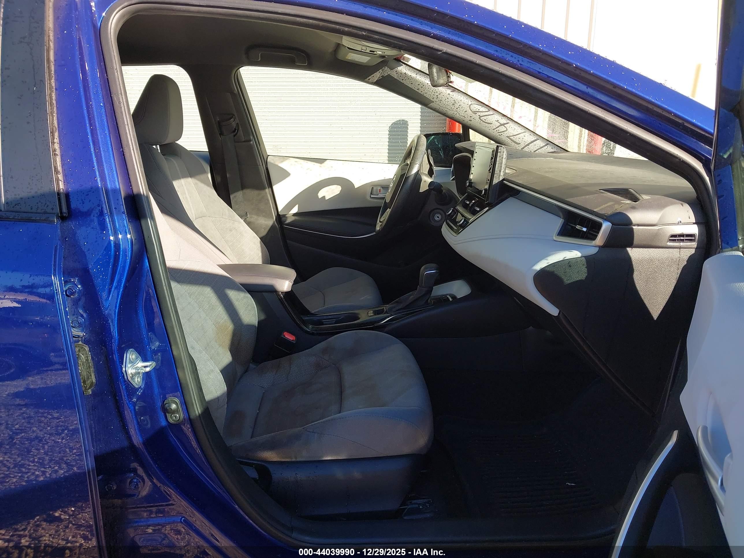 TOYOTA COROLLA image 5