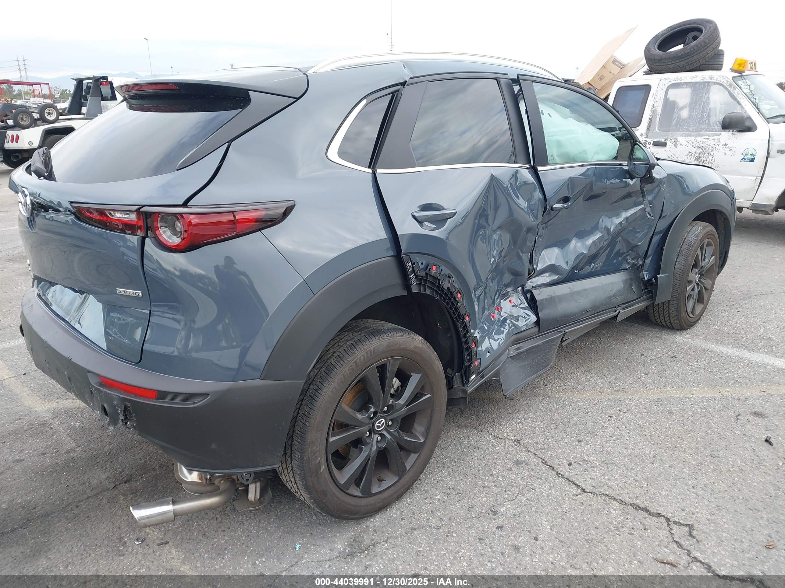 MAZDA CX-30 image 4