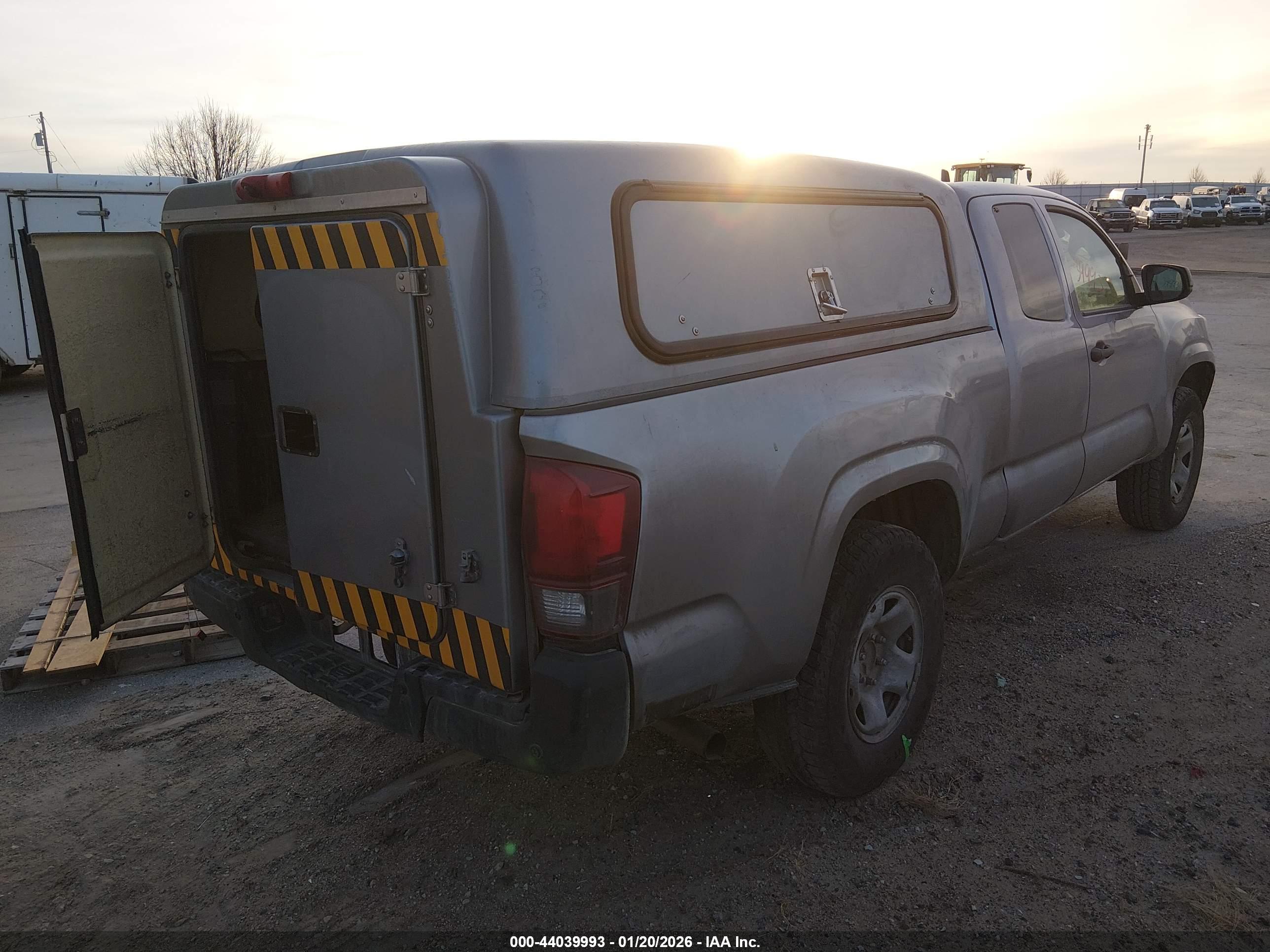 TOYOTA TACOMA image 4