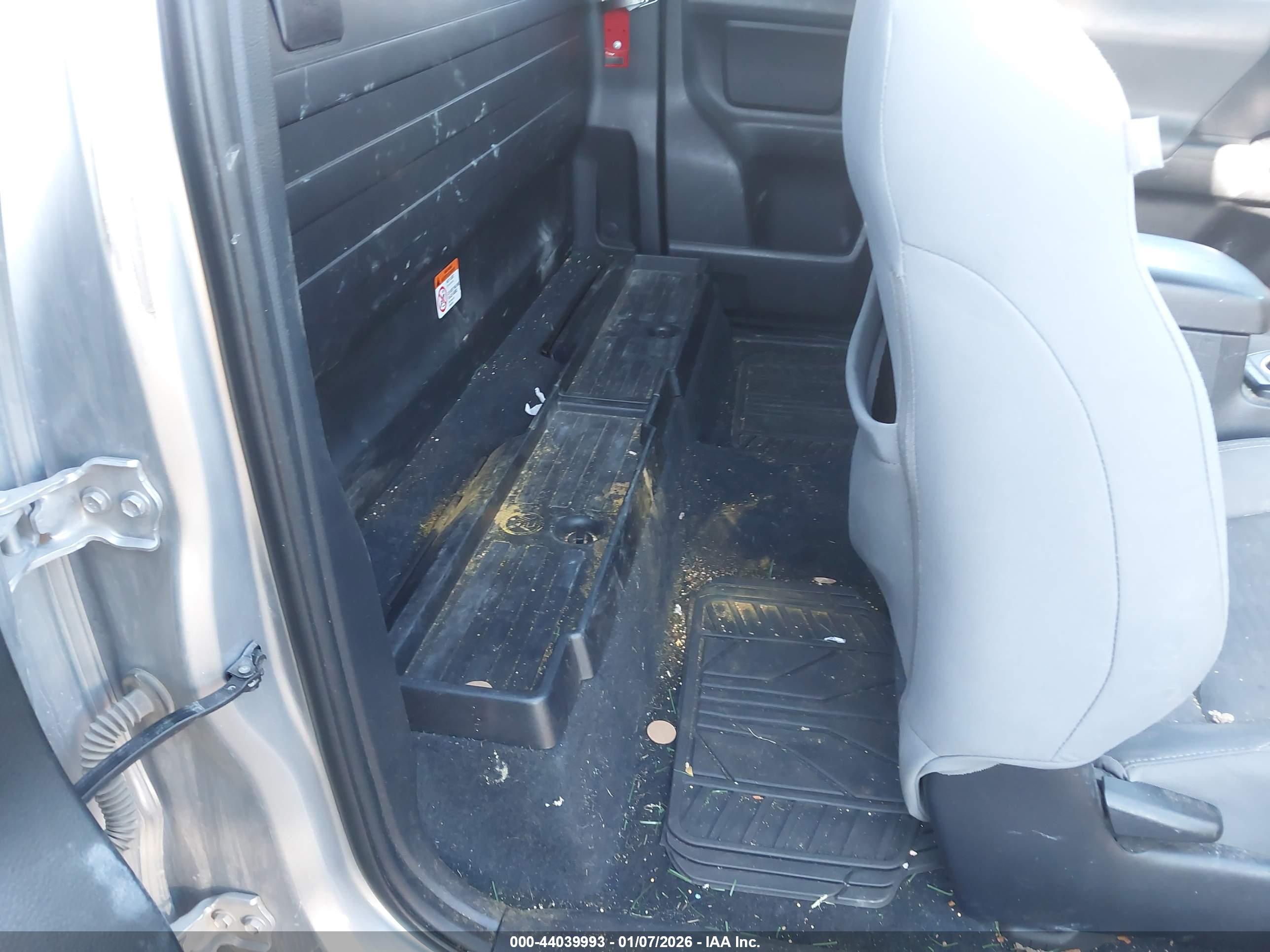 TOYOTA TACOMA image 8