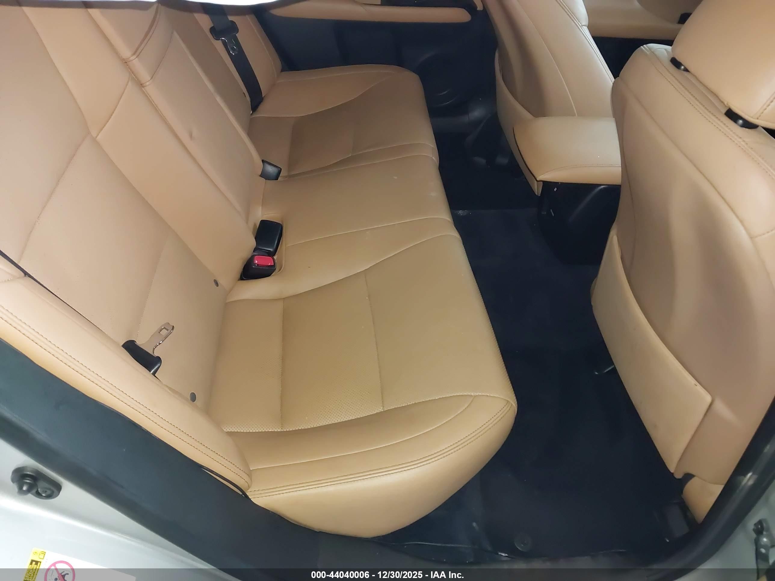 LEXUS GS image 8