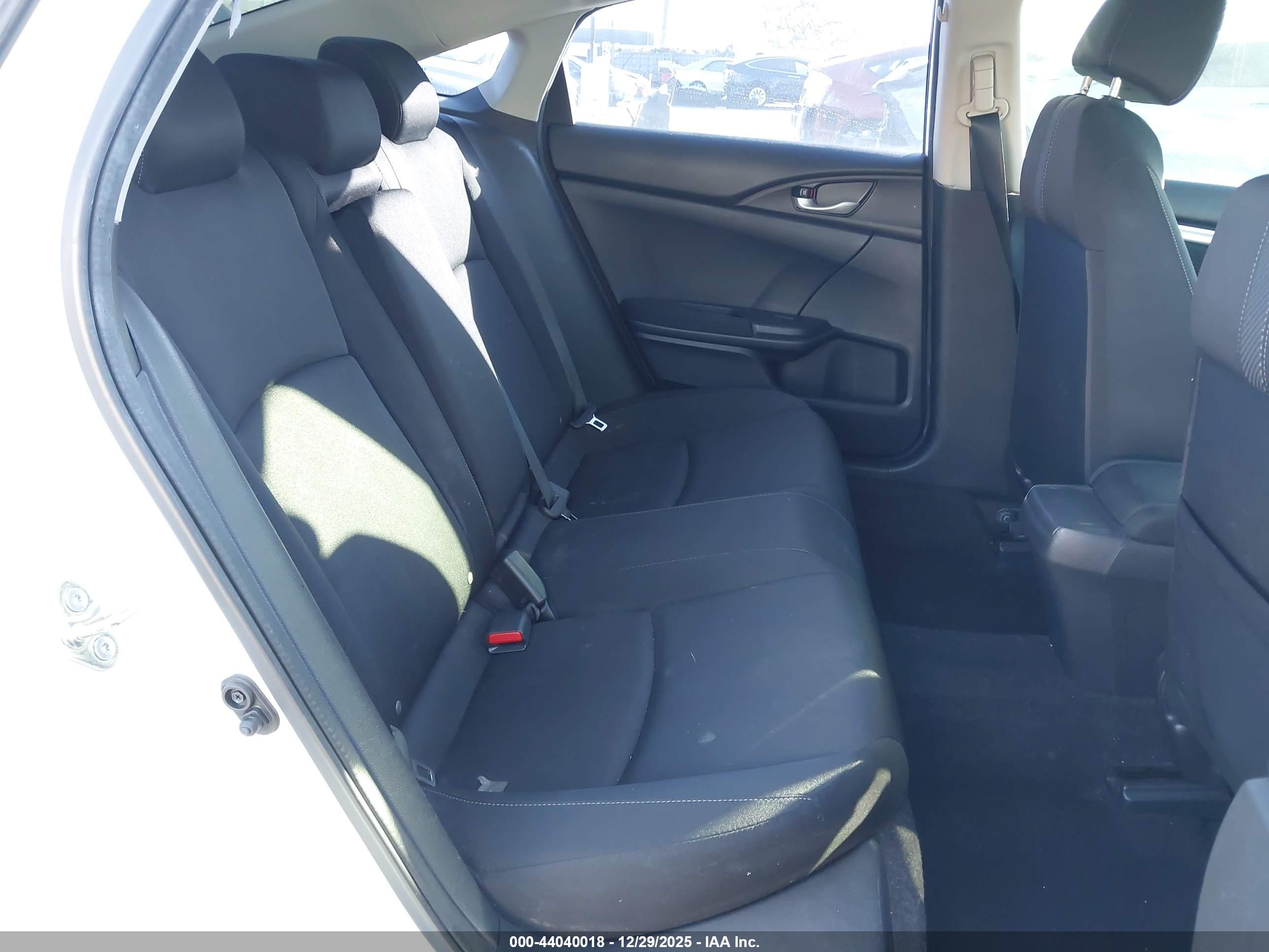 HONDA CIVIC image 8