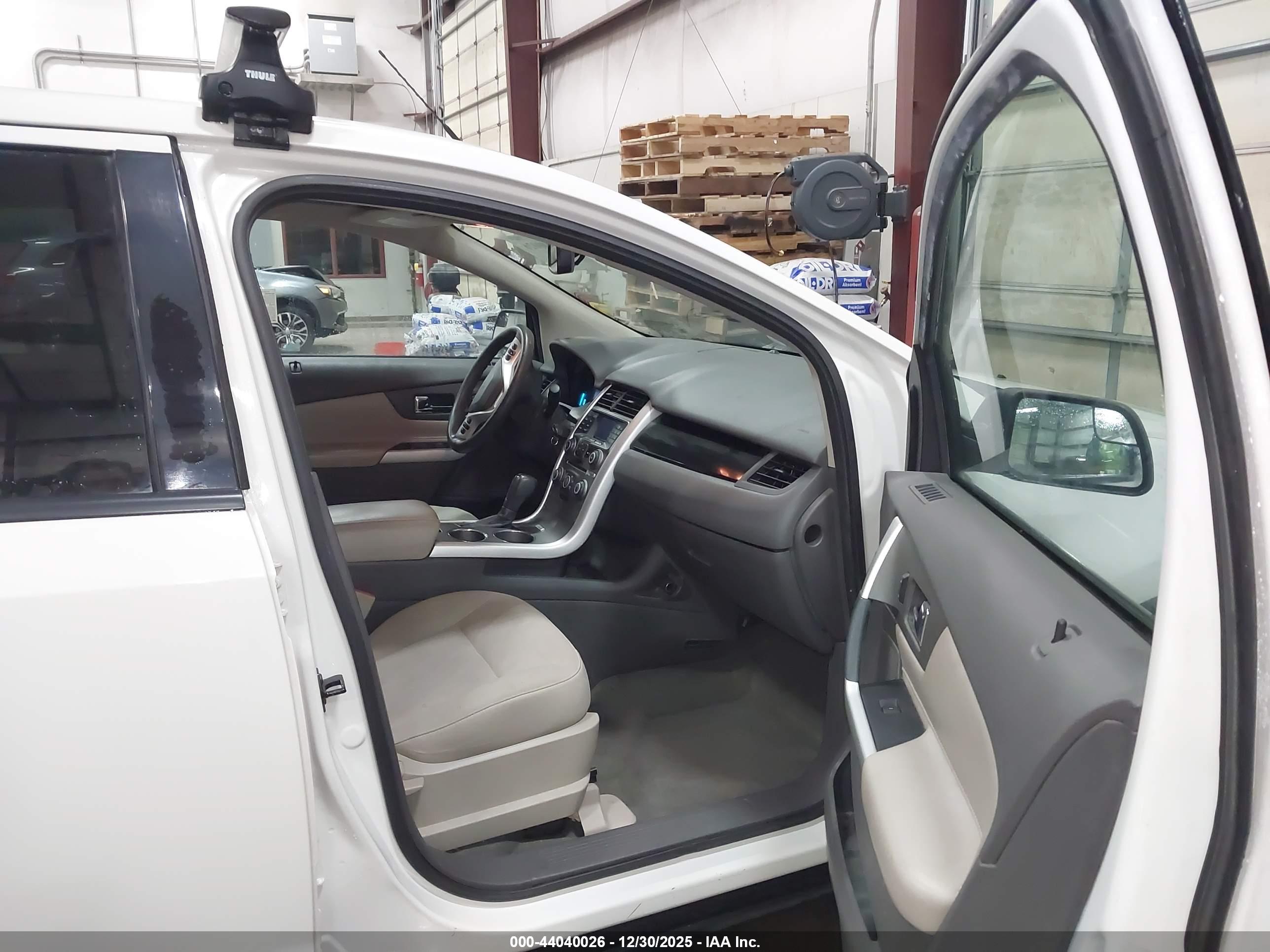 FORD EDGE image 5