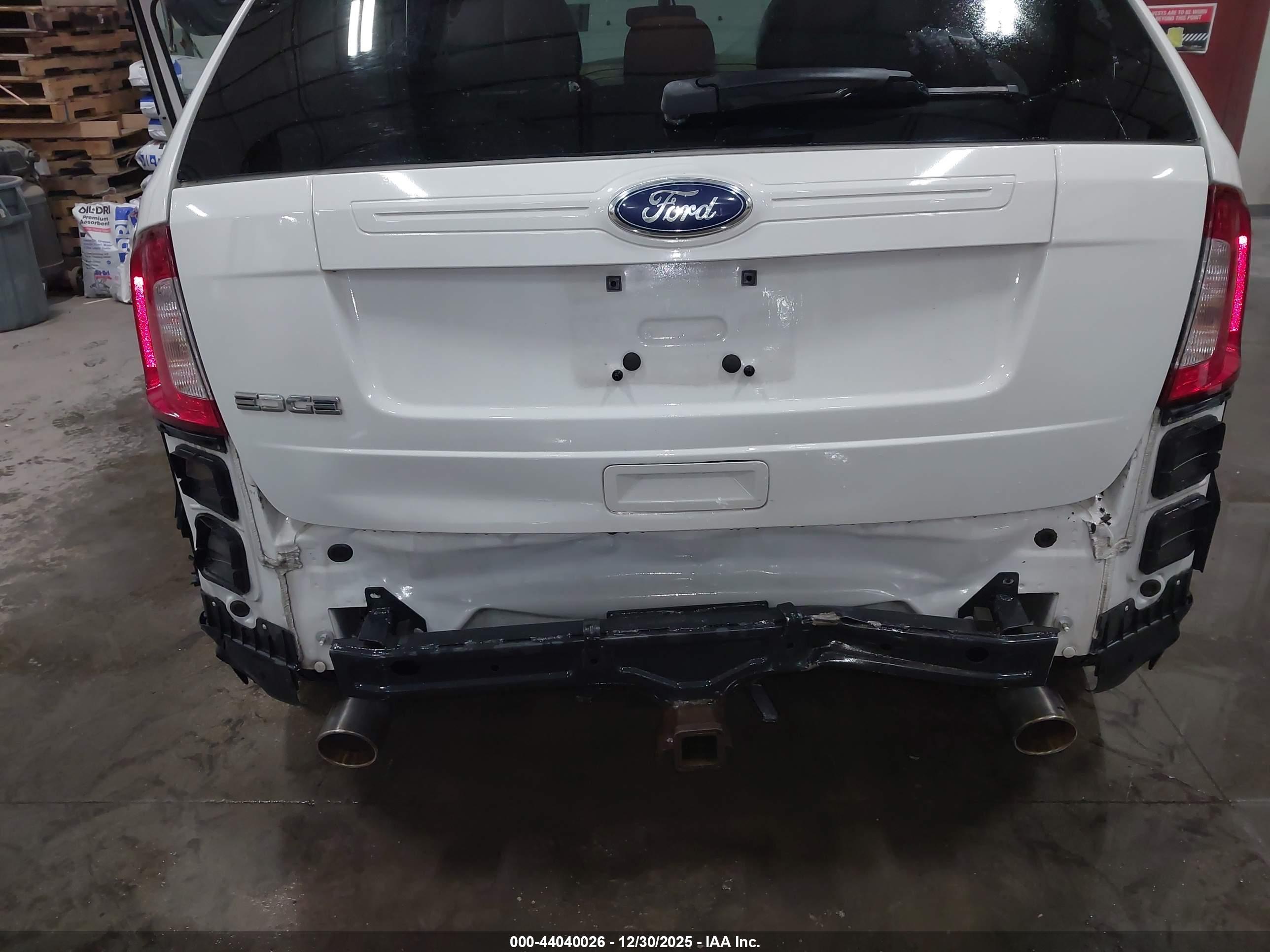 FORD EDGE image 6