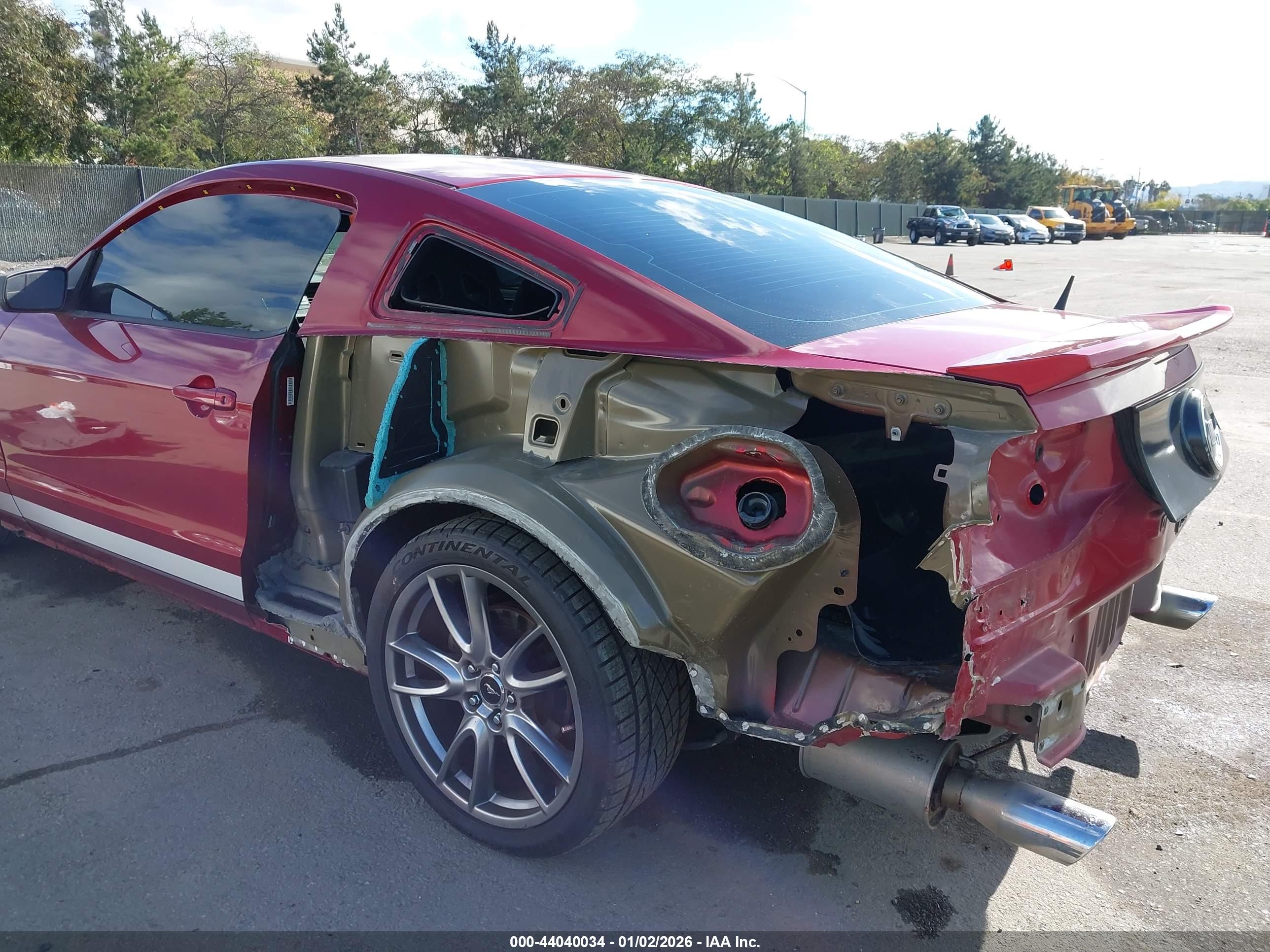 FORD MUSTANG image 6