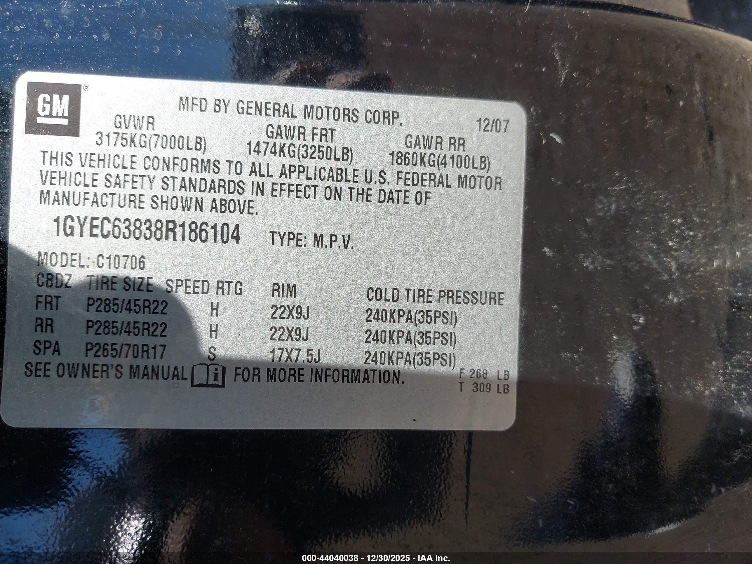CADILLAC ESCALADE image 9