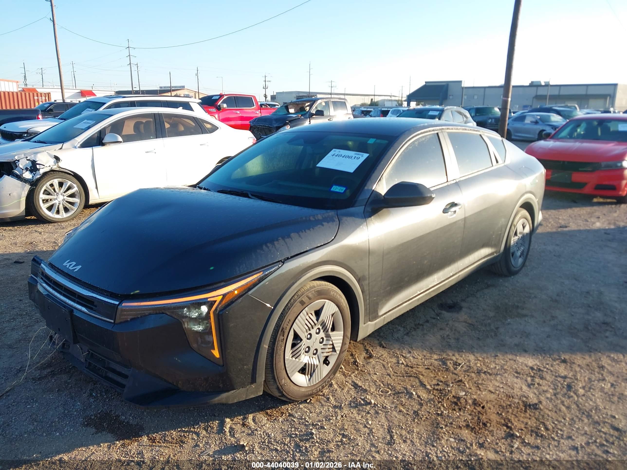 KIA K4 image 2