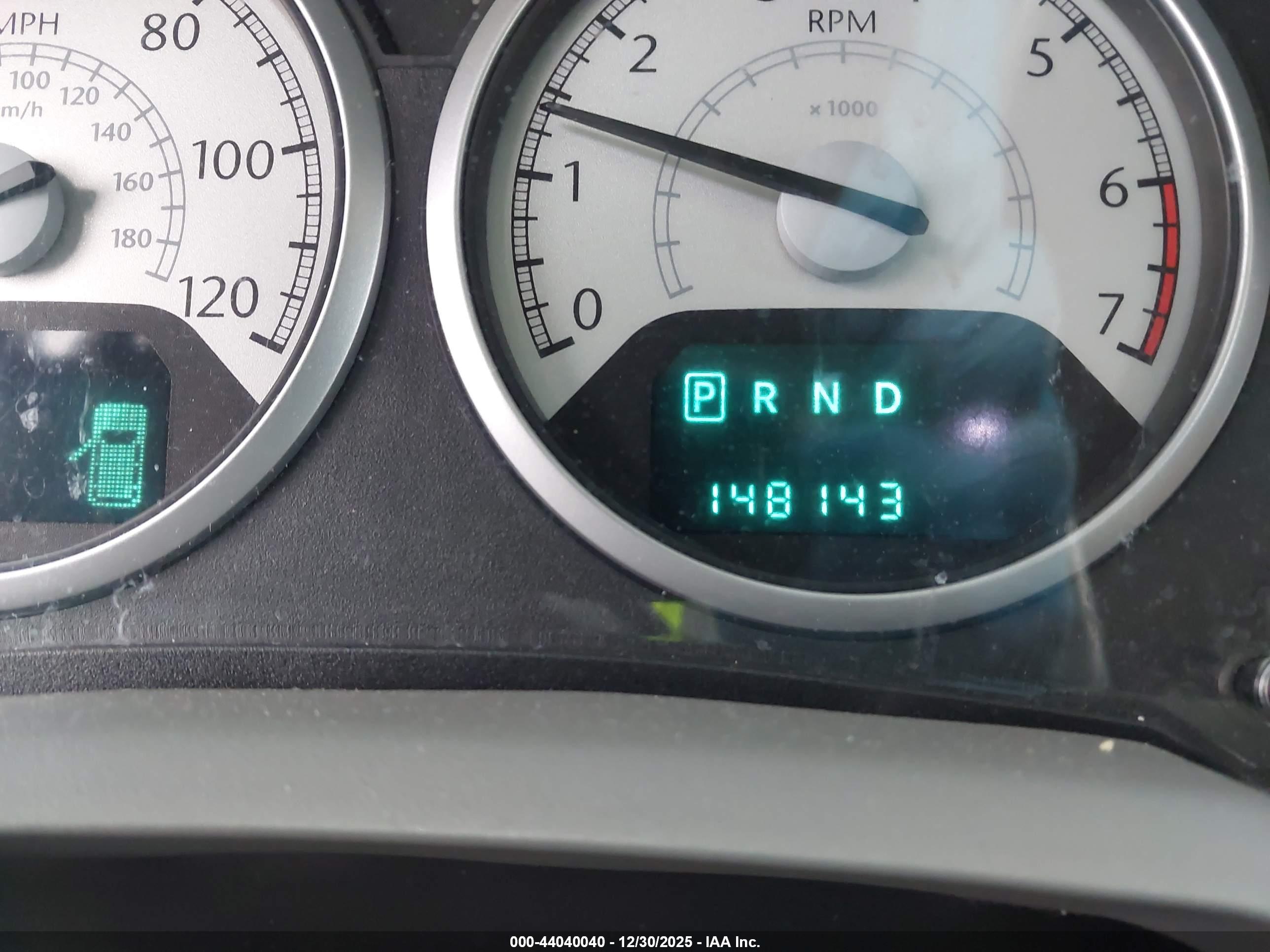 CHRYSLER TOWN image 7