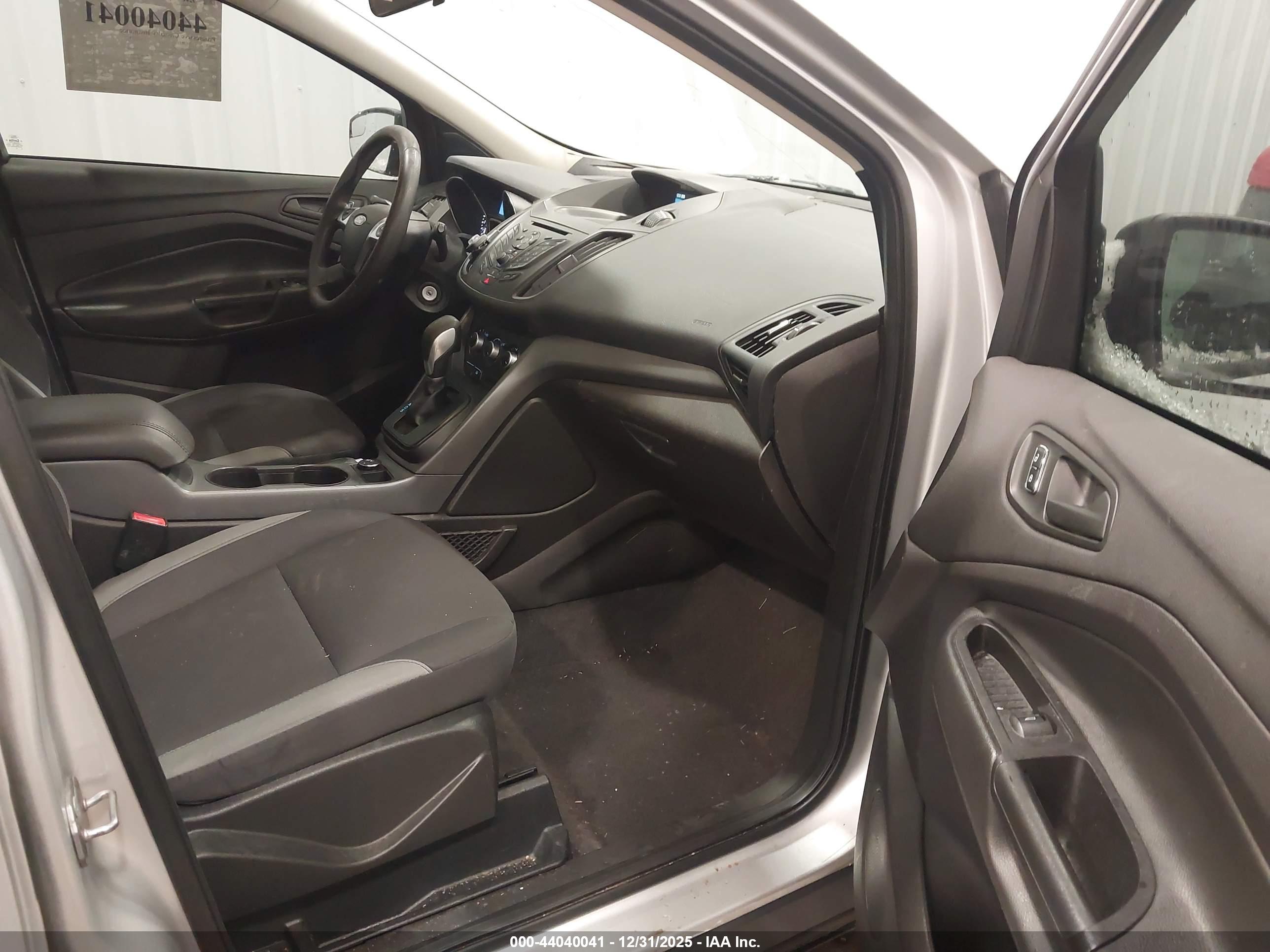 FORD ESCAPE image 5