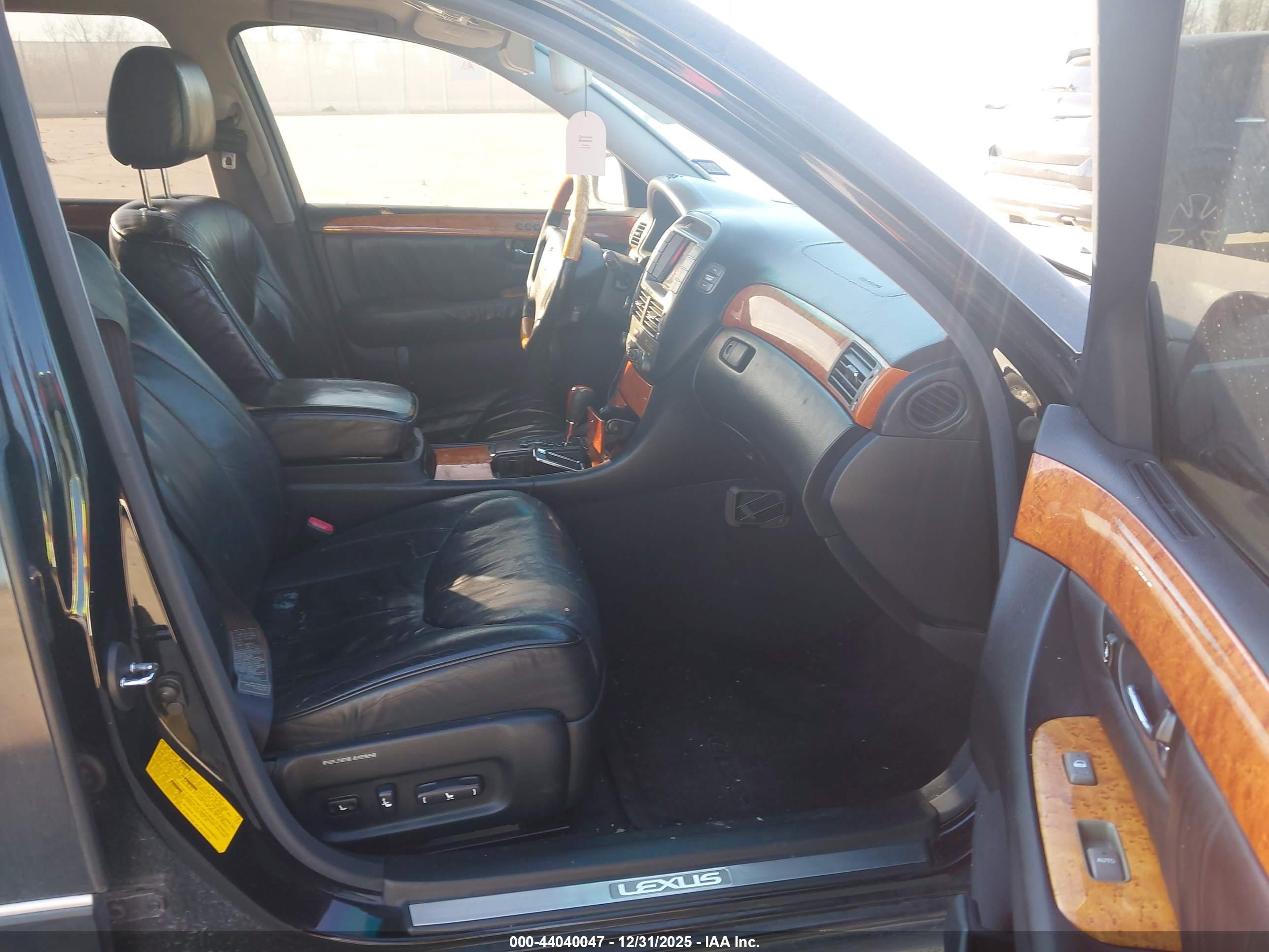 LEXUS LS image 5