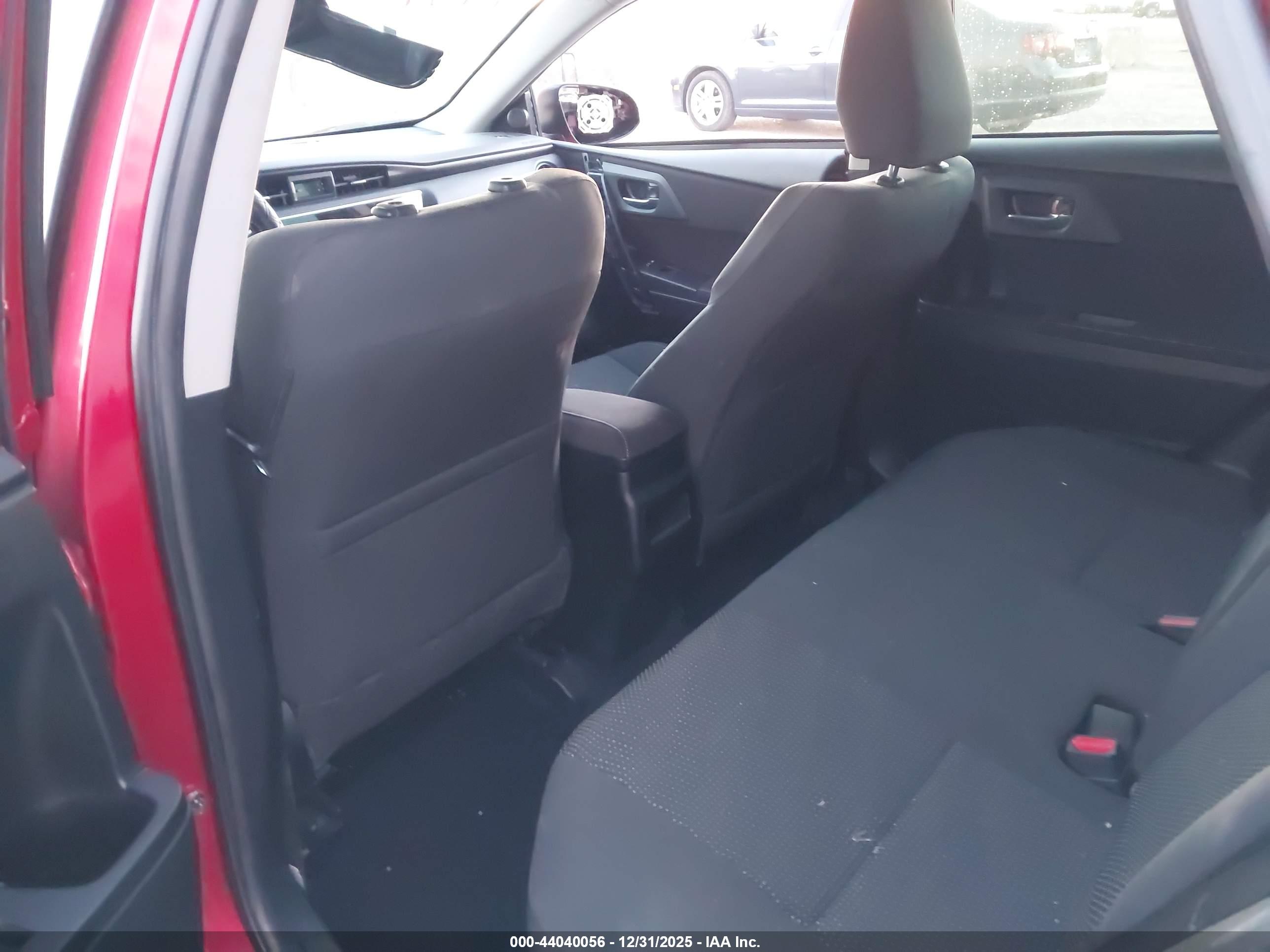 TOYOTA COROLLA image 8