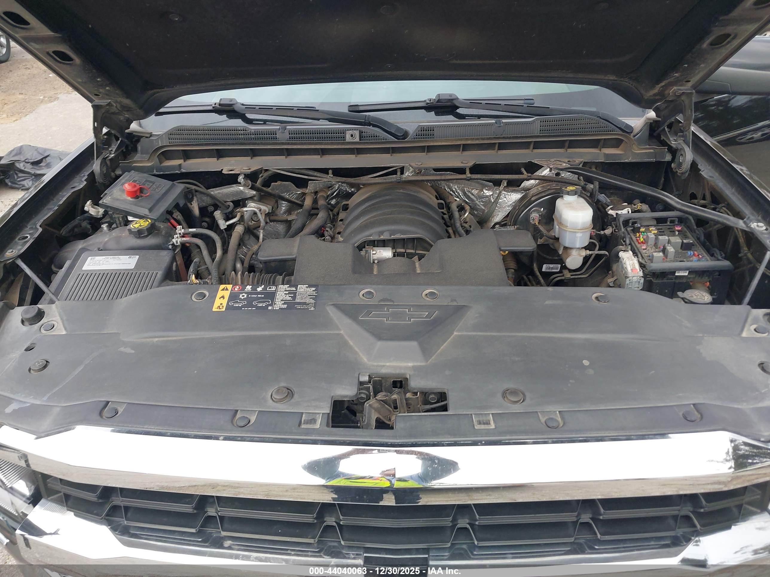 CHEVROLET SILVERADO image 10