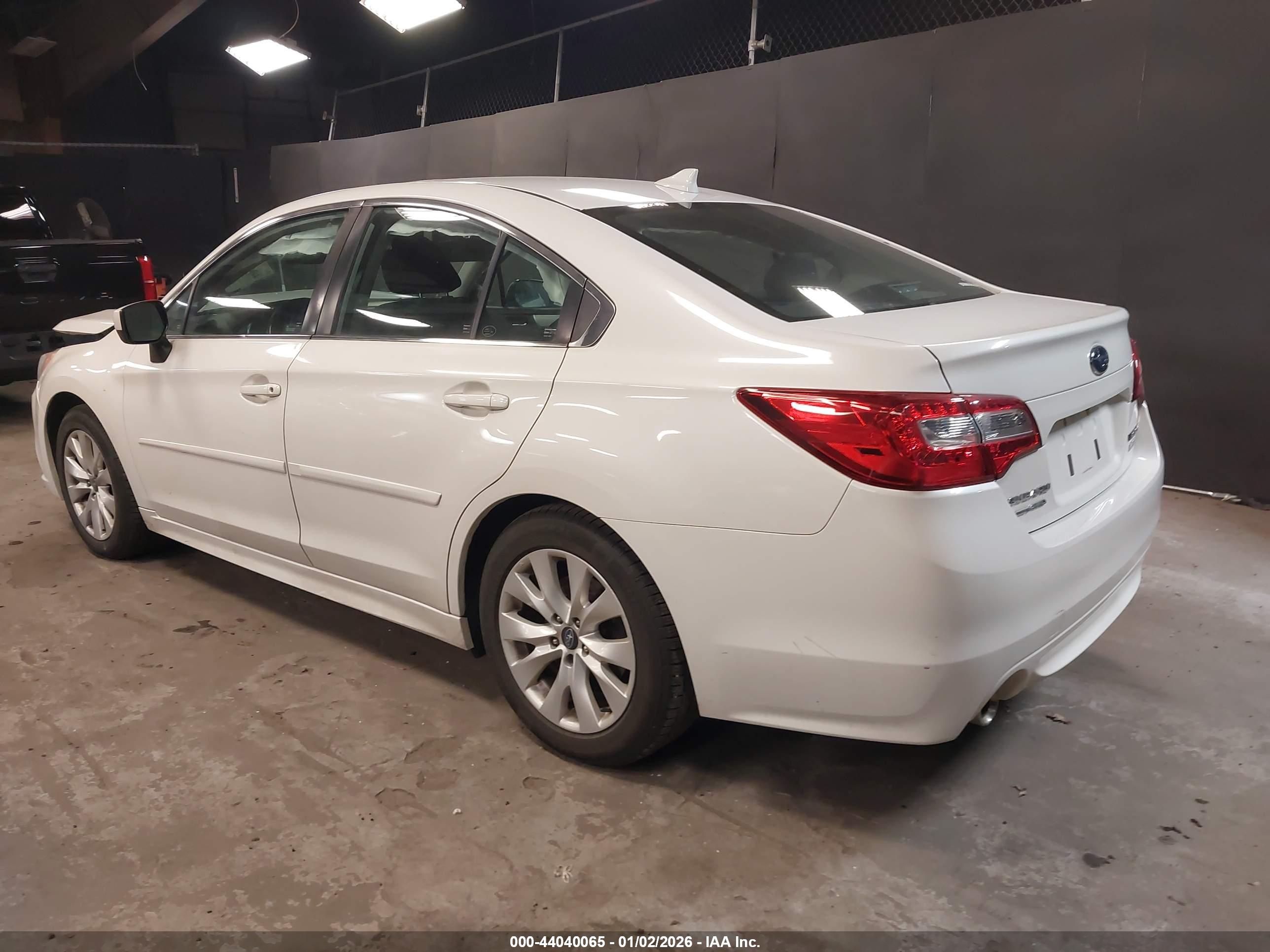 SUBARU LEGACY image 3