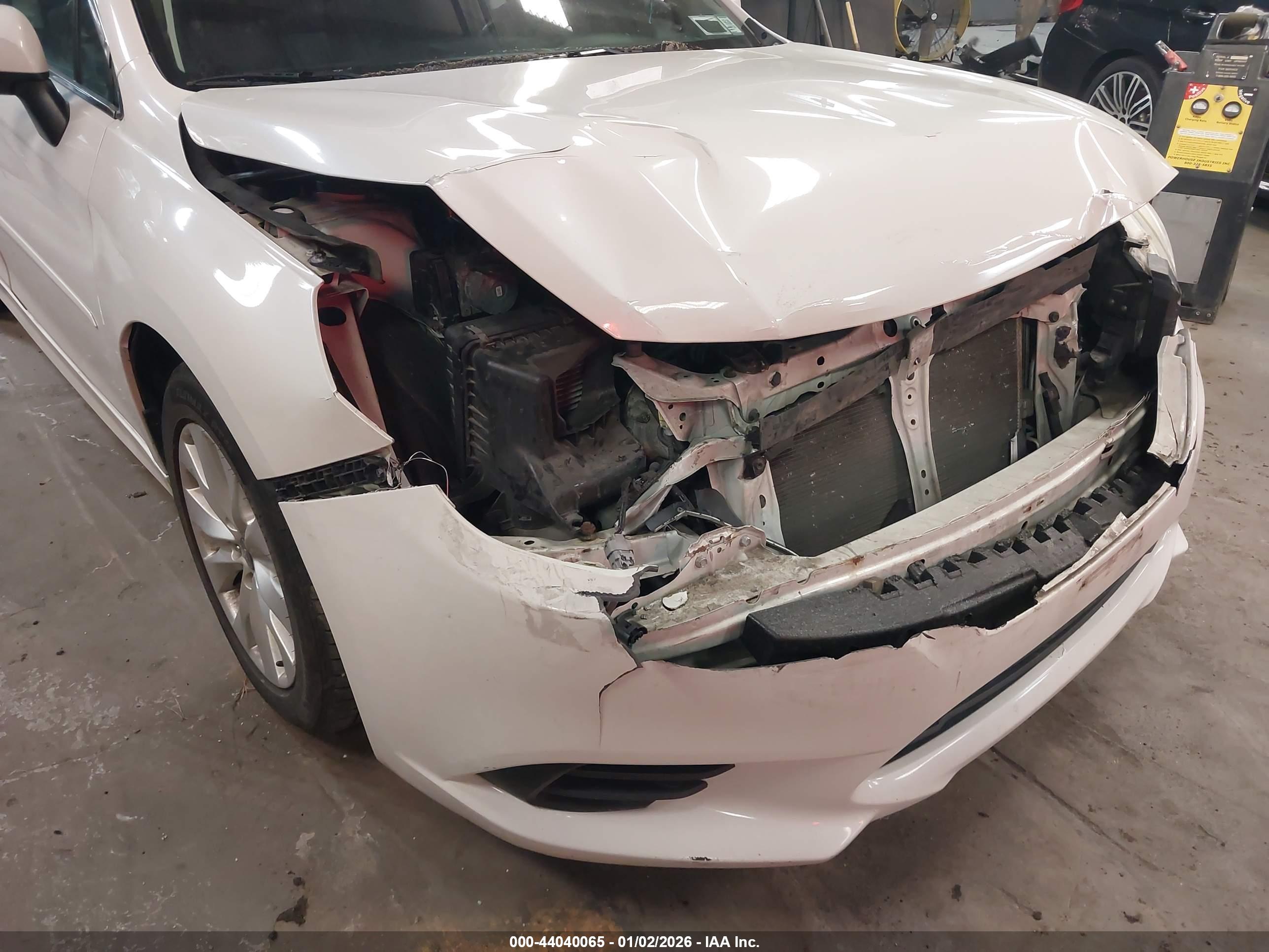 SUBARU LEGACY image 6