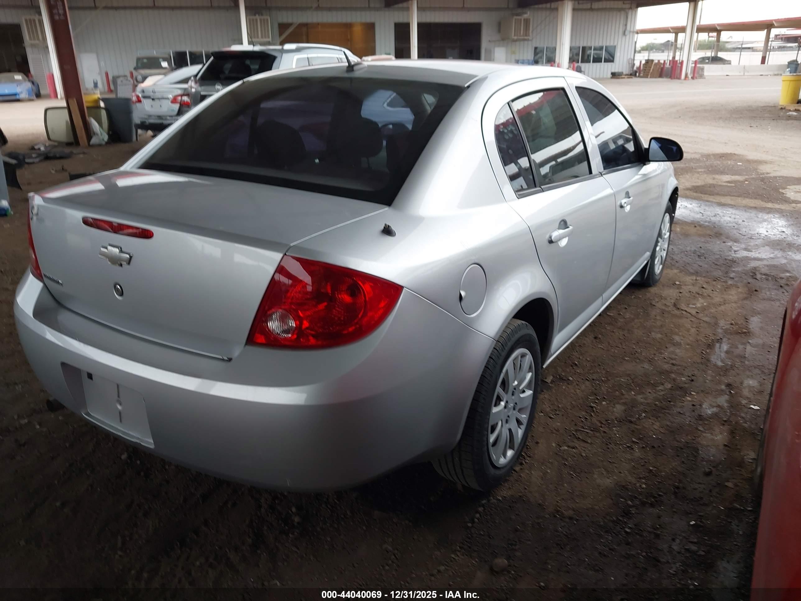 CHEVROLET COBALT image 4
