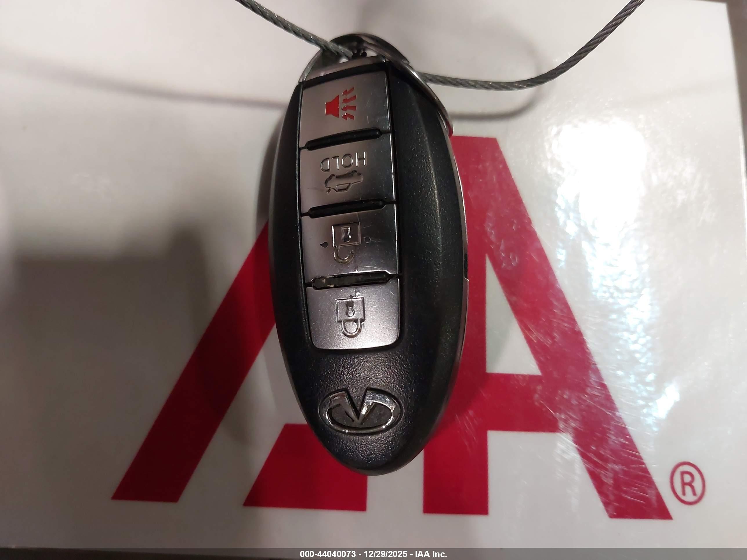 INFINITI G37 image 11